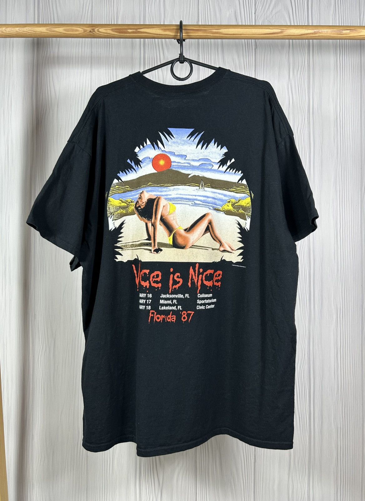 Band Tees Vintage Style Iron Maiden Vice is Nice Band T-Shirt Size L Size US L / EU 52-54 / 3 - 2 Thumbnail