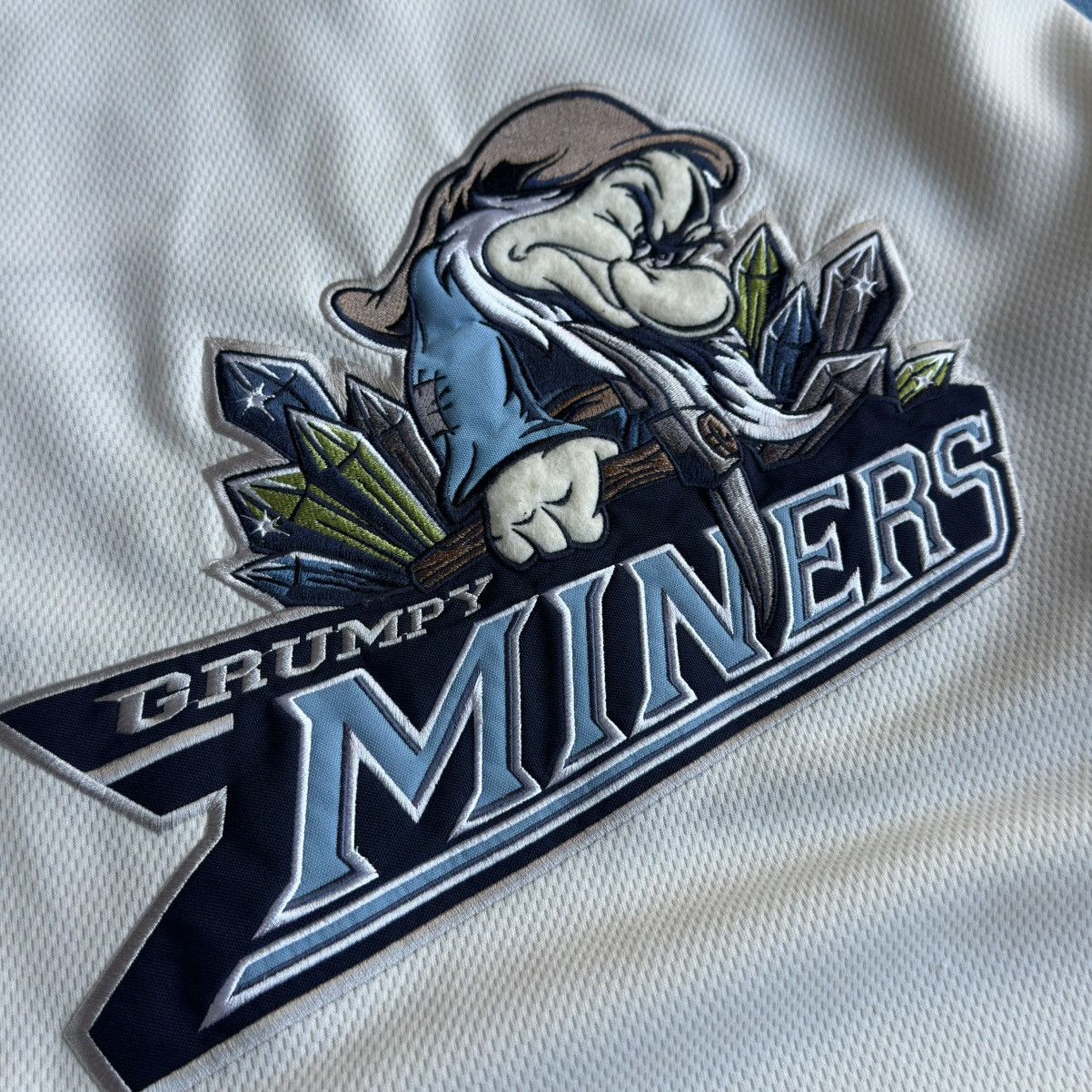 Disney Vintage Disney Grumpy Miners #37 Hockey Jersey Size US M / EU 48-50 / 2 - 4 Thumbnail