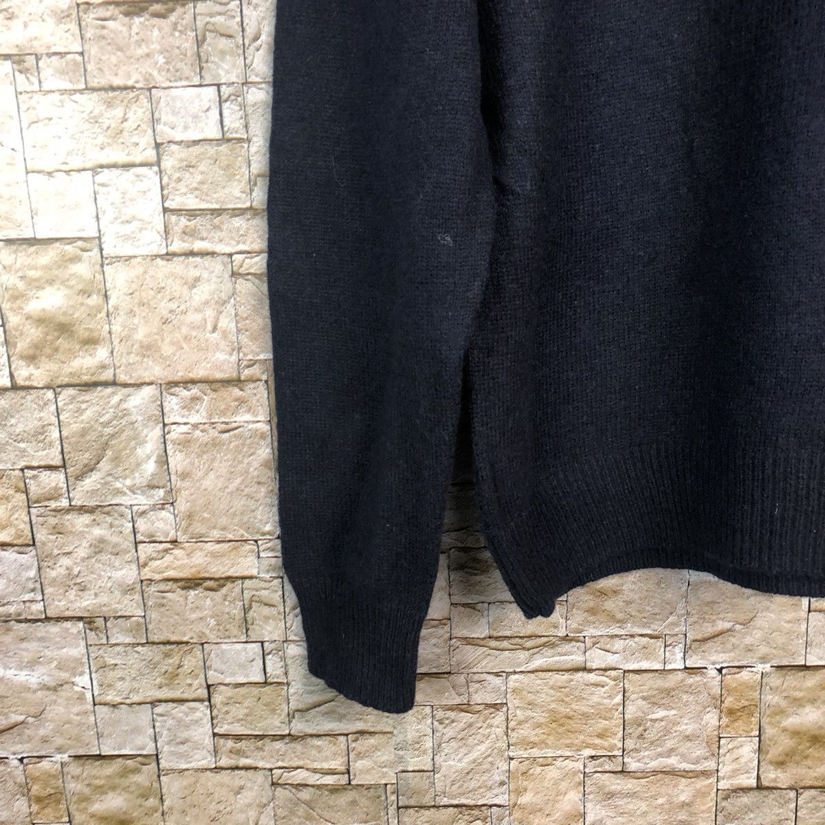 GU × Homespun Knitwear × Vintage GU japan Black plain vintage Knitwear #A894 Size US L / EU 52-54 / 3 - 7 Thumbnail