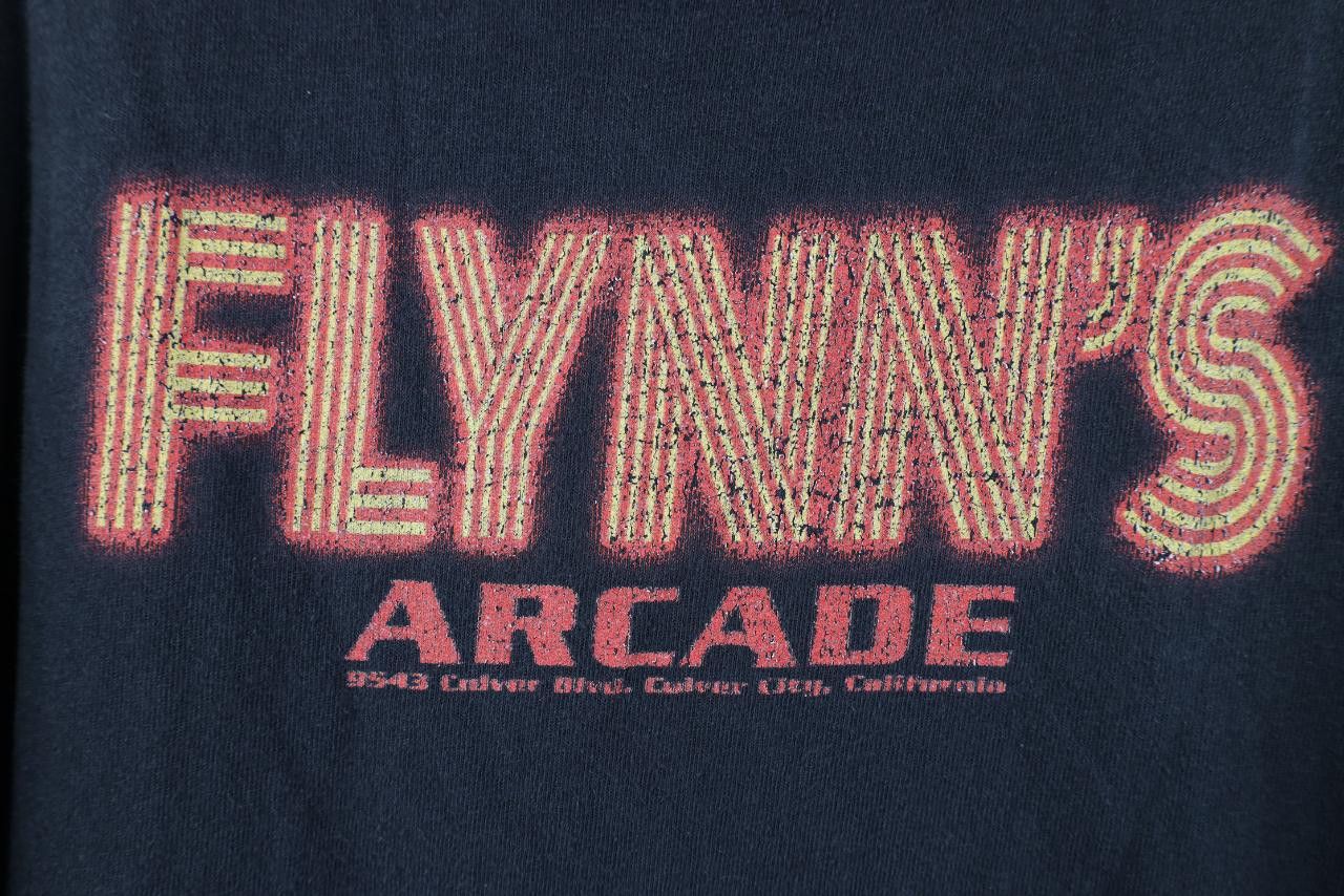 Vintage Vintage Streetwear Spell Out Flynns Arcade T-Shirt Black Size US L / EU 52-54 / 3 - 4 Thumbnail