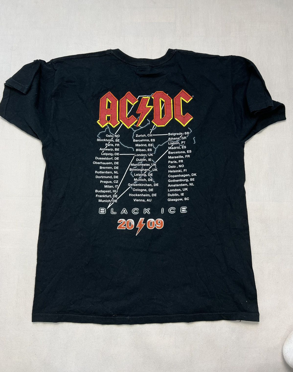 AC/DC × Vintage Tshirt AC/DC Black Ice European Tour 2009 Vintage Size US L / EU 52-54 / 3 - 2 Thumbnail
