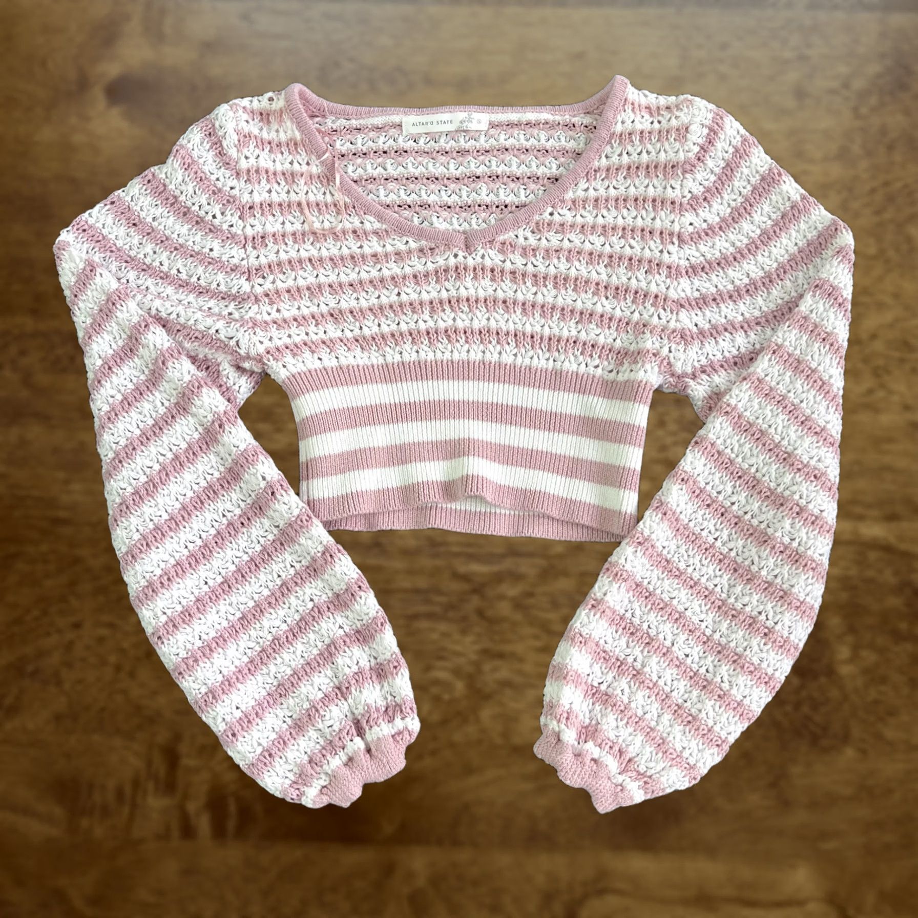 Vintage Altar'd State Sweater Womens Small Pink White Striped Crochet Knit Crop Top Size S / US 4 / IT 40 - 1 Thumbnail
