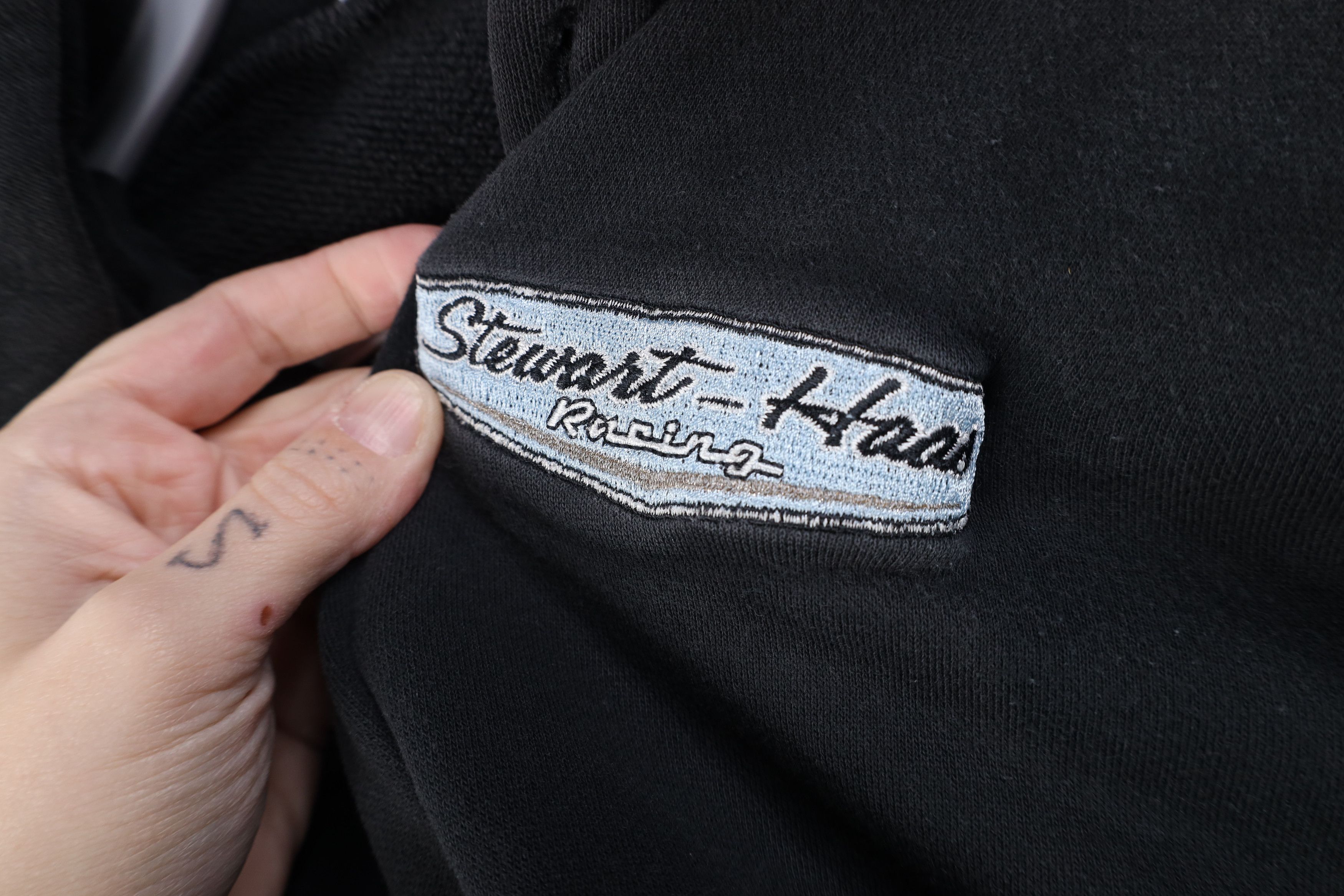 Adidas Vintage Y2K Adidas Stewart Haas Racing Hoodie Sweatshirt Size US XL / EU 56 / 4 - 4 Thumbnail