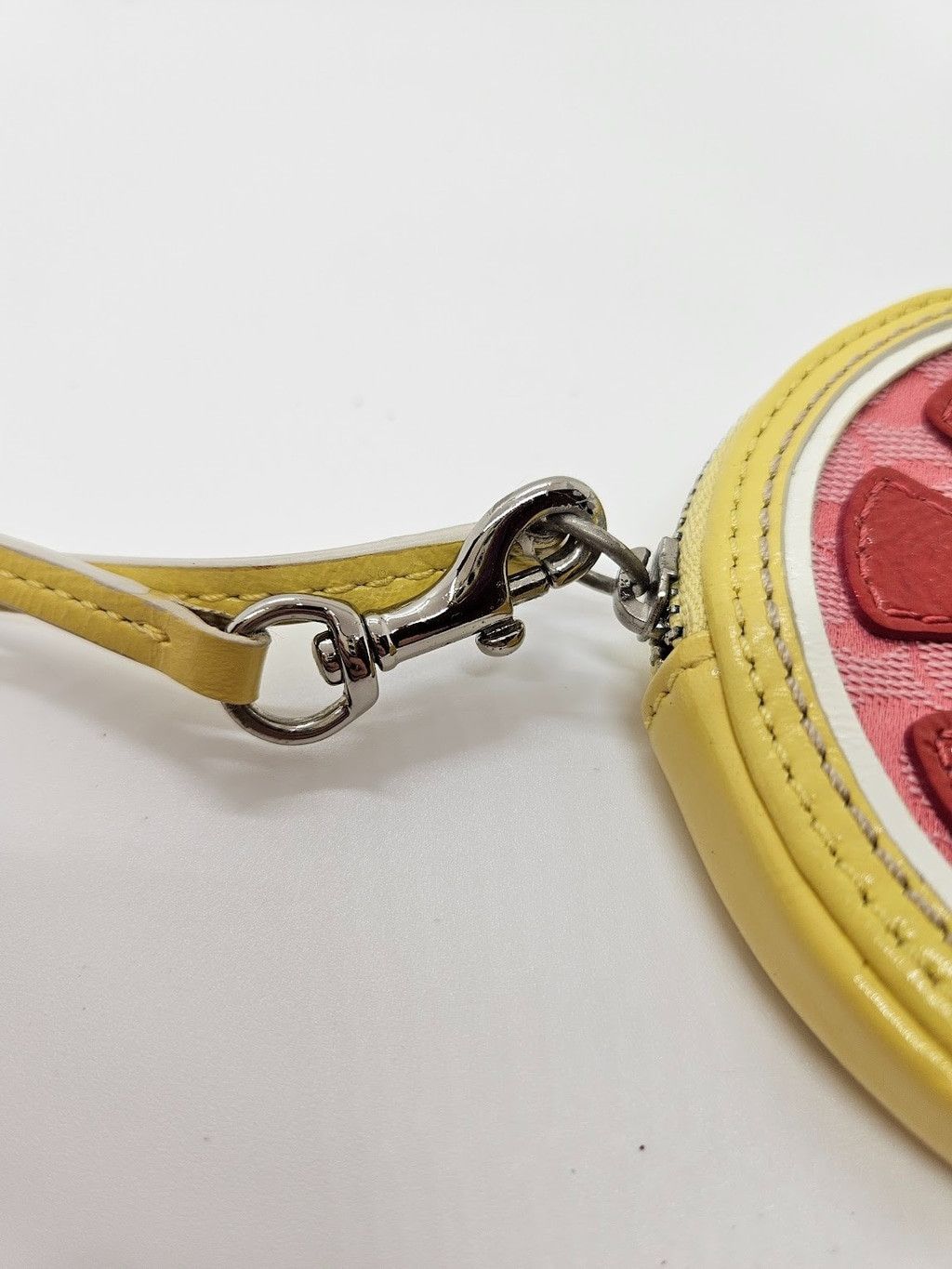 Coach Coach Grapefruit Coin Purse Wristlet Keychain Citrus Pouch Size ONE SIZE - 4 Thumbnail