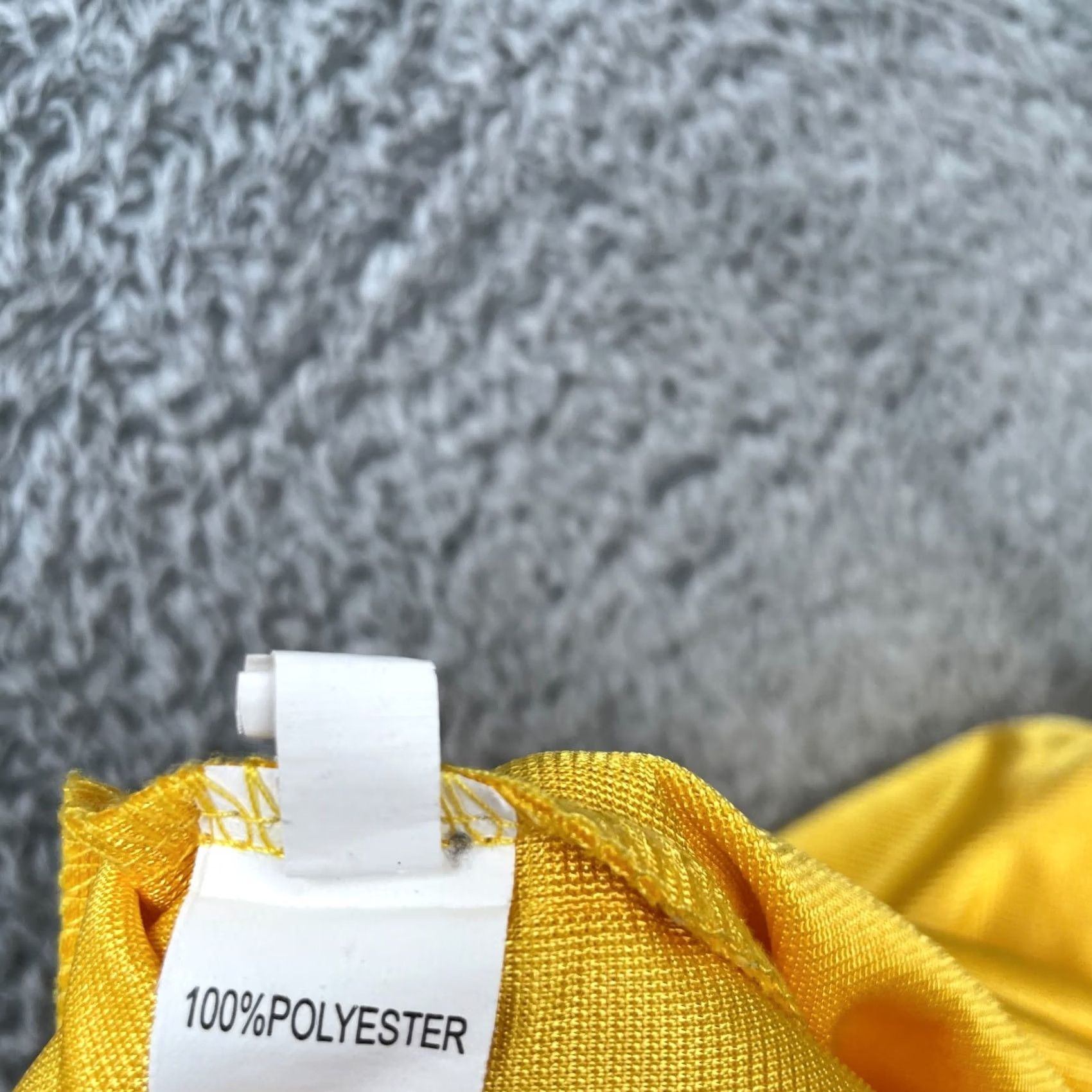 Vintage Movie Promo Dodgeball Average Joes Jersey Mens Large Yellow Satin Shirt Costume Size US L / EU 52-54 / 3 - 5 Thumbnail