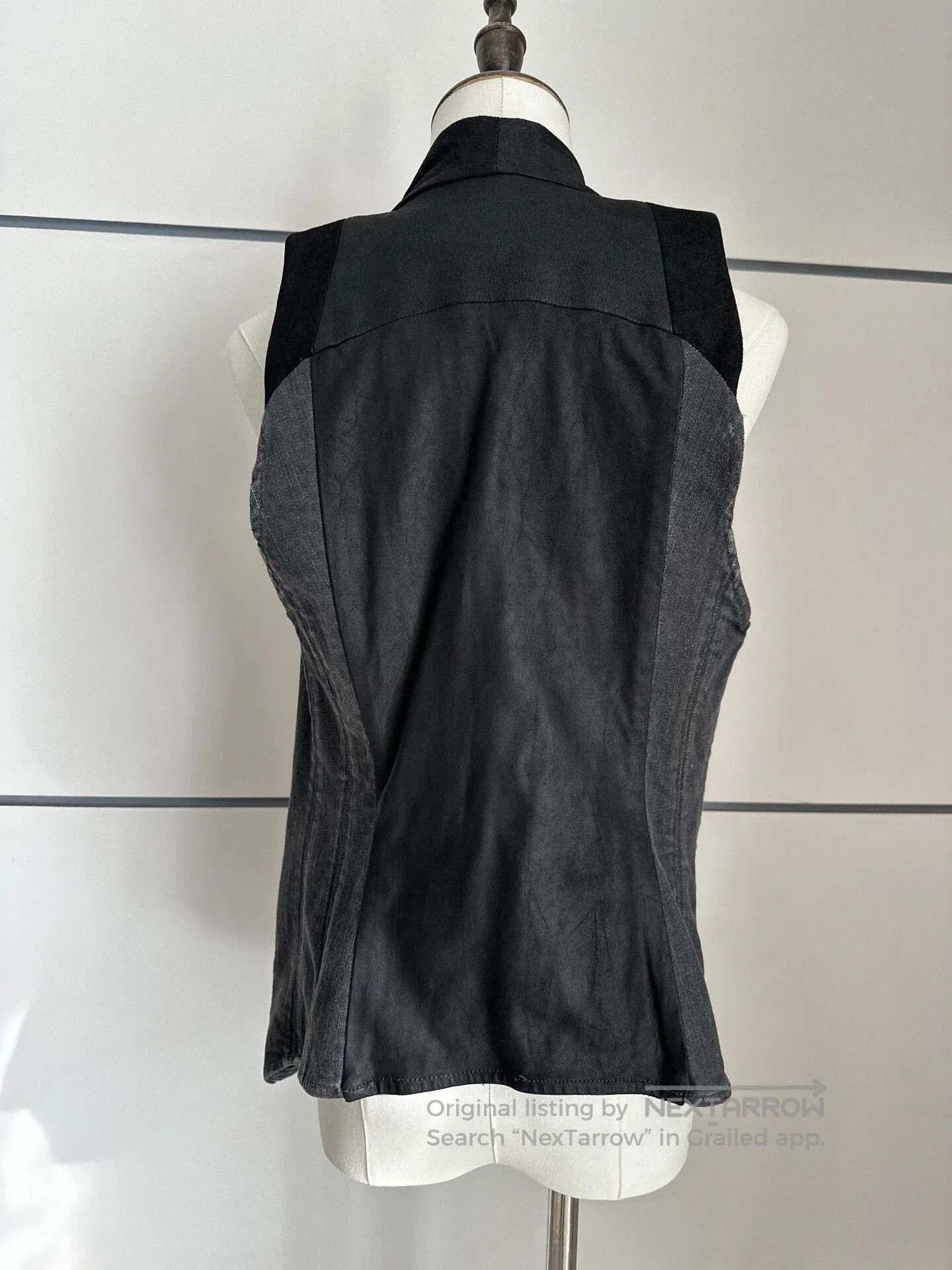 Helmut Lang Helmut Lang Stylish Black Vest. Size M / US 6-8 / IT 42-44 - 2 Thumbnail