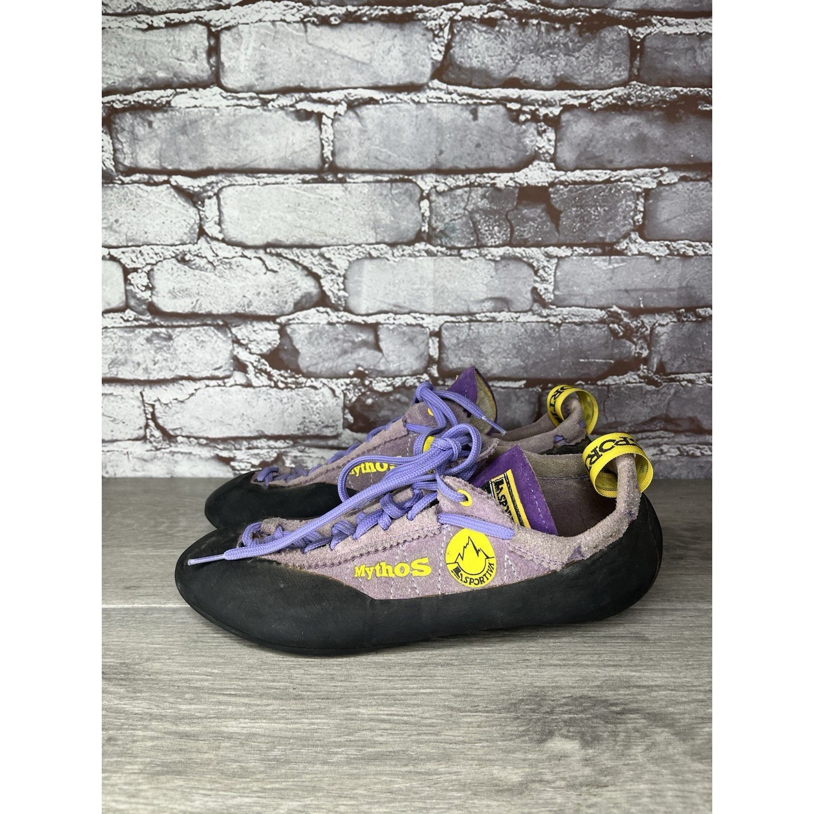 La Sportiva La Sportiva Mythos Climbing Shoes Purple Rock Climb Sneakers Size US 9 / EU 42 - 1 Thumbnail
