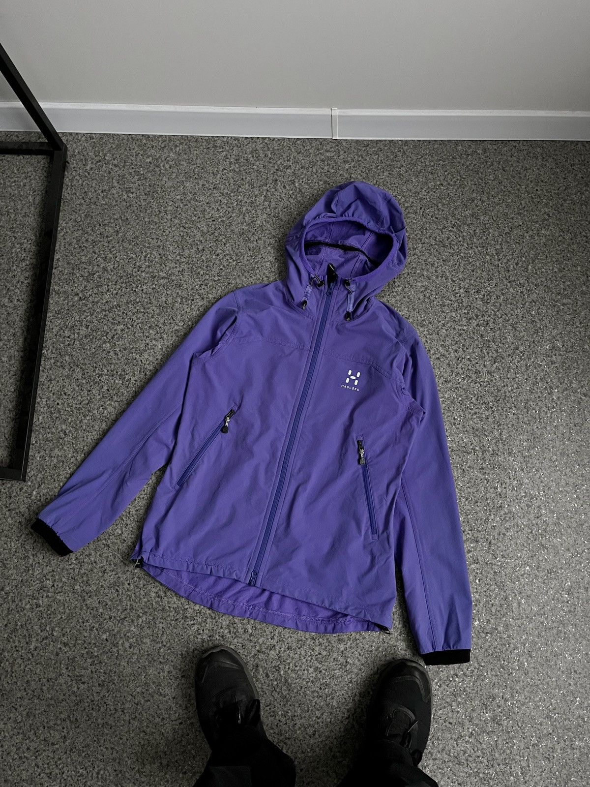 Haglofs Gorpcore Haglofs womens soft shell jacket sz L Size L / US 10 / IT 46 - 1 Thumbnail