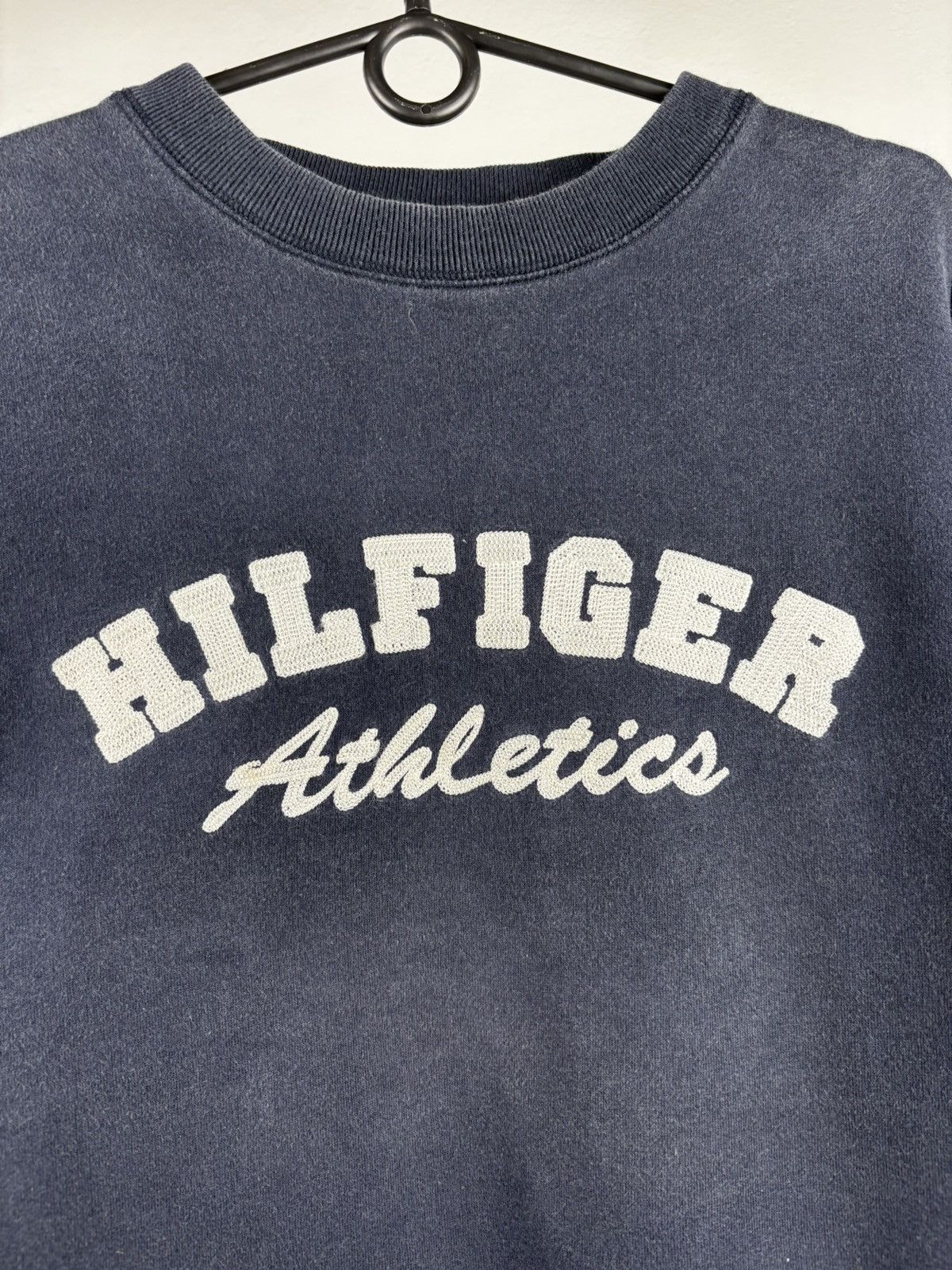 Tommy Hilfiger × Vintage Tommy Hilfiger 2002 Vintage Big Logo sweatshirt size M Size US M / EU 48-50 / 2 - 2 Thumbnail