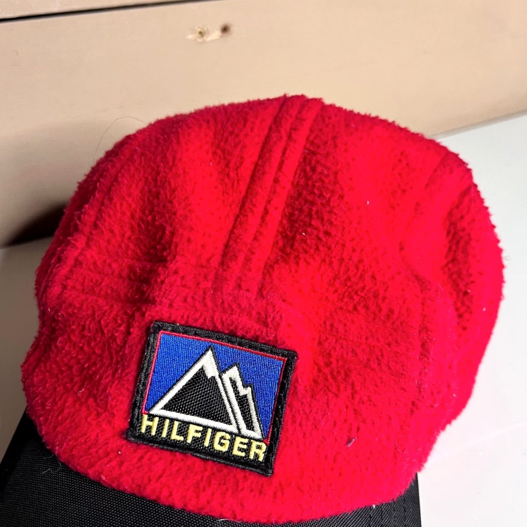 Tommy Hilfiger VINTAGE Tommy Hilfiger Expedition Hat Cap Fleece 5 Panel Red Black Made in USA Mens Size US M / EU 48-50 / 2 - 7 Thumbnail
