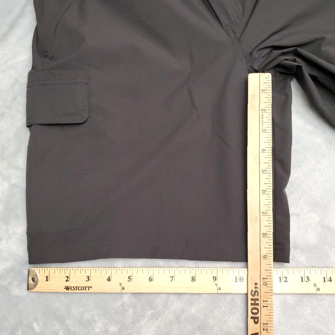 Orvis Orvis Shorts Mens 32 Black Light Weight Cargo Travel Hike Elastic Waist Comfort Shirt? Size US 32 / EU 48 - 7 Thumbnail