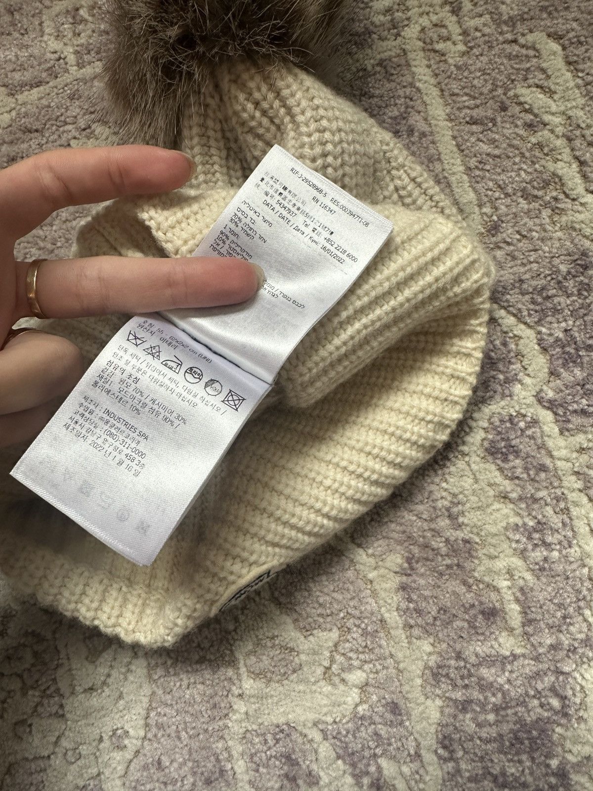 Moncler Moncler Beanie with fluffy ball Size ONE SIZE - 6 Thumbnail