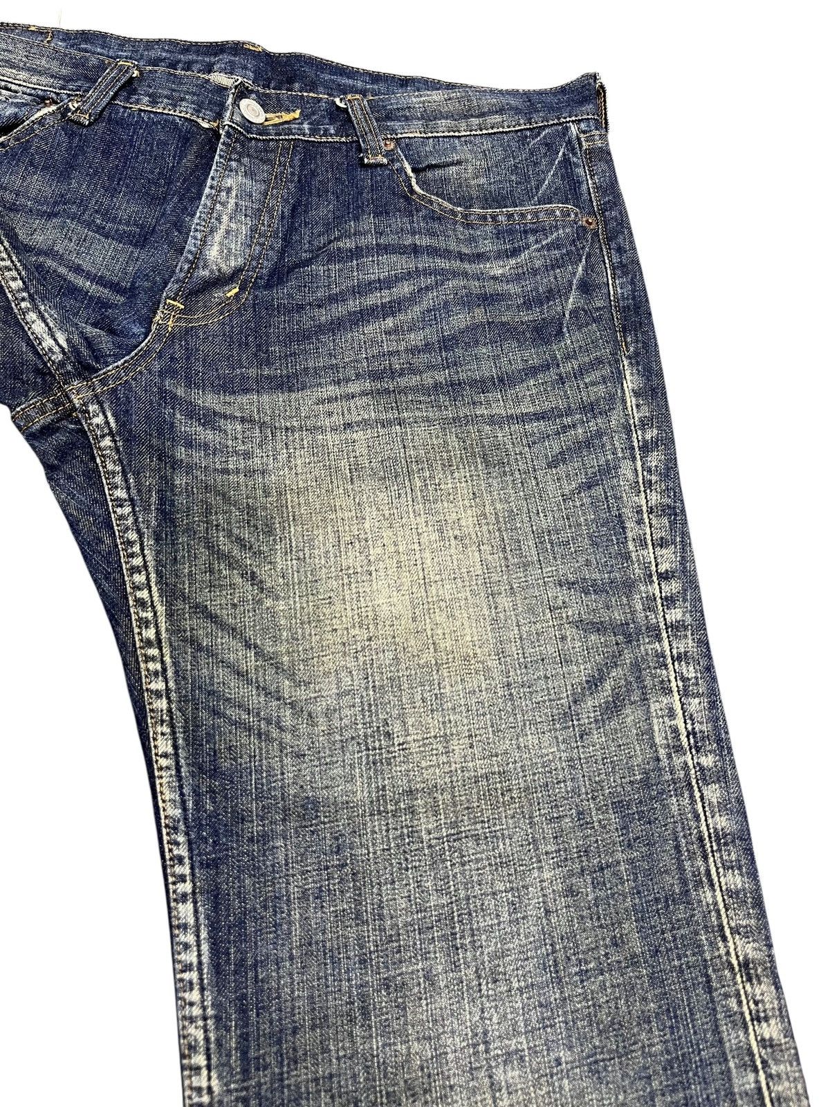 Blue Blue Japan 🔥Rare Bobson Crack Wash Indigo Rusty Flare Jeans Bited Heel Size US 32 / EU 48 - 6 Thumbnail