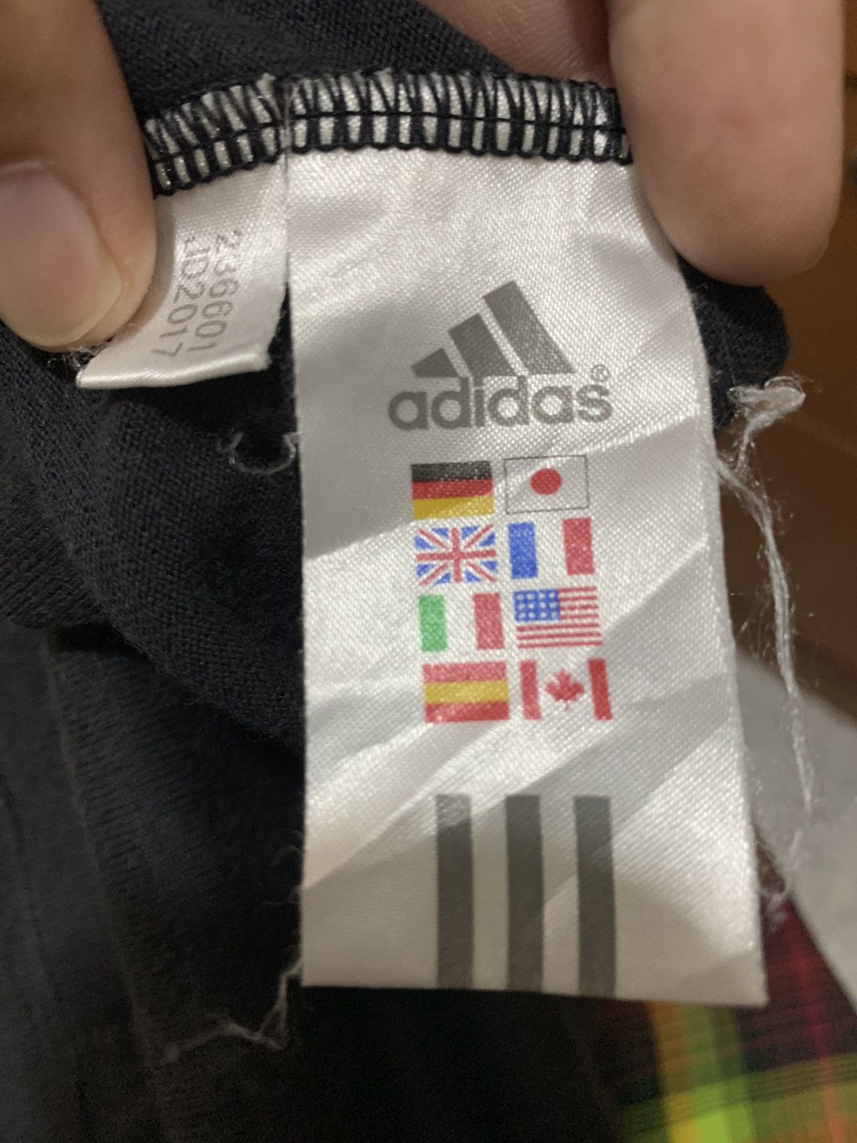 Adidas Vintage Y2K Adidas Impossible Is Nothing T-Shirt Size US S / EU 44-46 / 1 - 8 Thumbnail