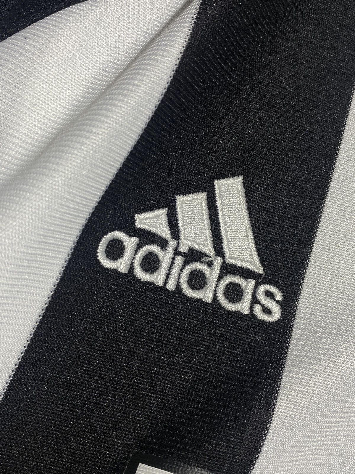 Adidas × Vintage Vintage Adidas Newcastle United Hype Y2k Blokecore Jersey Size US M / EU 48-50 / 2 - 7 Thumbnail
