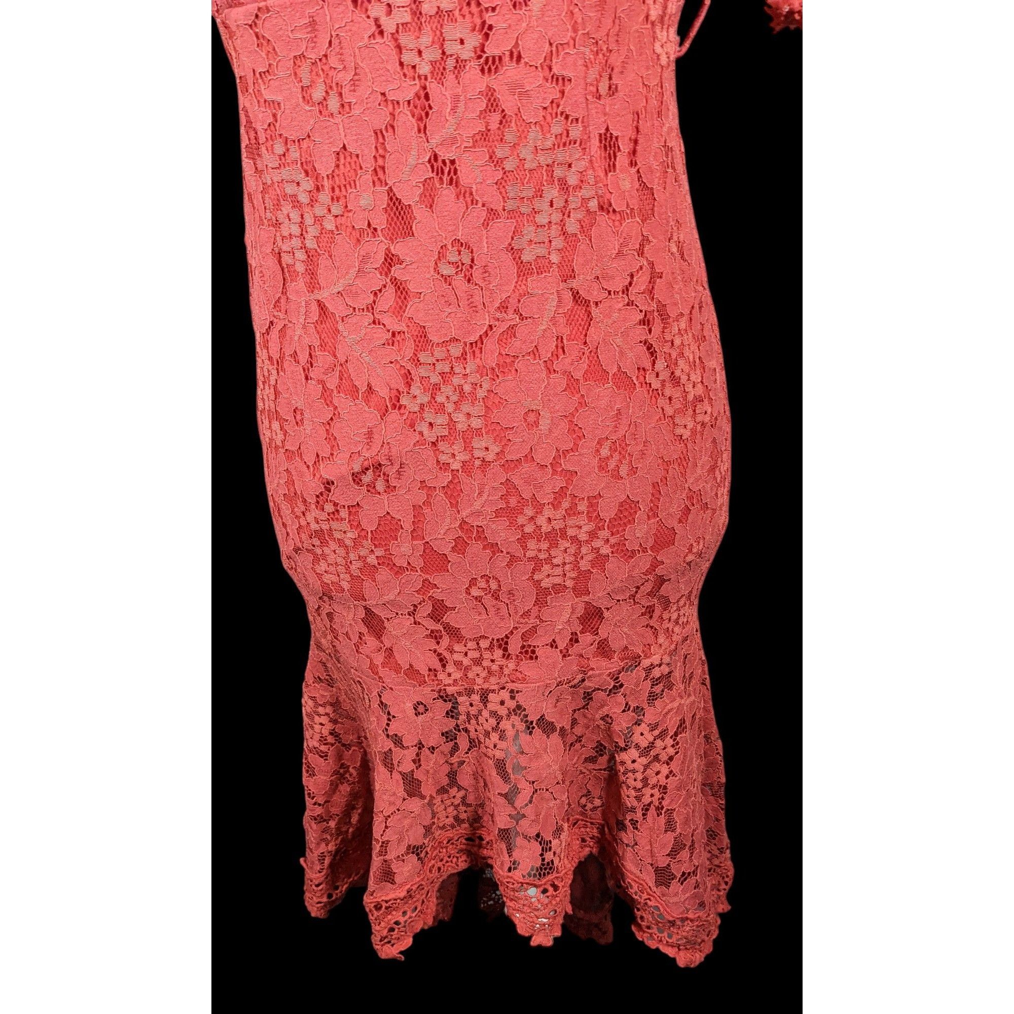 Other Love Triangle Coral Lace Cold Shoulder Floral Dress Size 10 Size L / US 10 / IT 46 - 6 Thumbnail