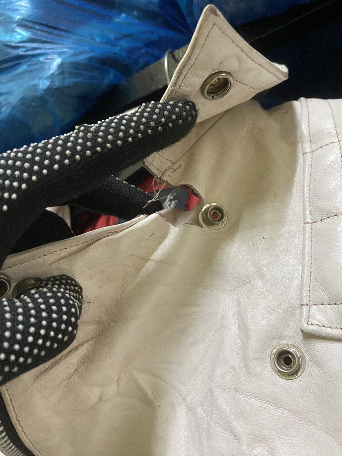 Genuine Leather Vintage Triple Six UK White Leather Biker Jacket - Size 32 Size US XS / EU 42 / 0 - 15 Thumbnail