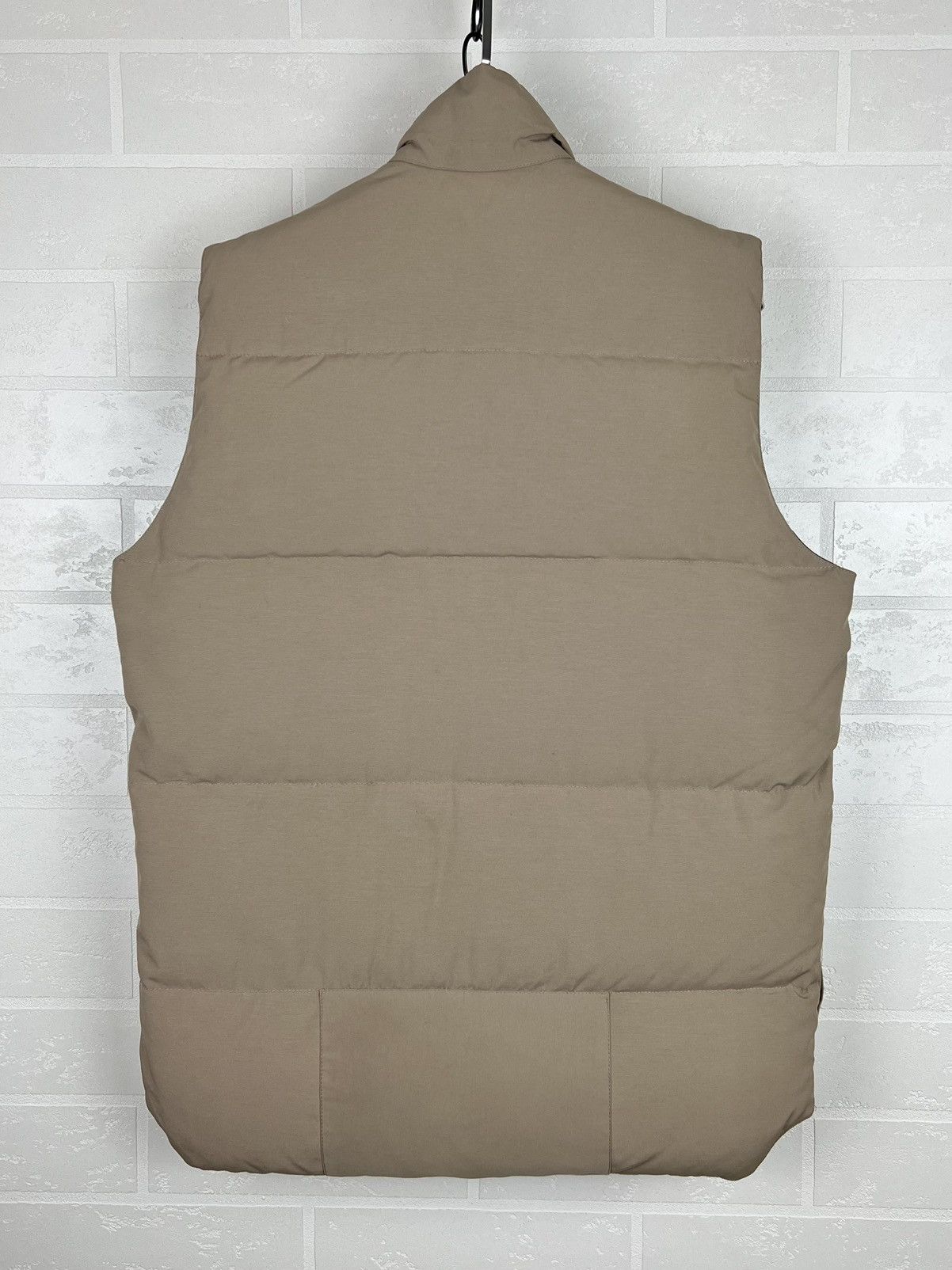 Canada Goose CANADA GOOSE Down Vest Logo Vintage Beige Men's Size US S / EU 44-46 / 1 - 14 Thumbnail