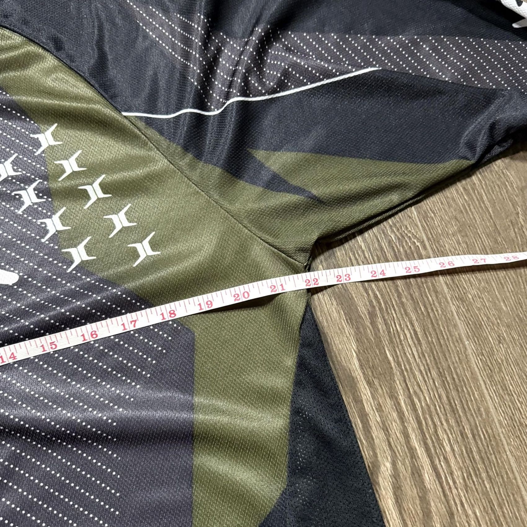 Vintage Invert Paintball Jersey Shirt Large Black Green Y2K Graphic Long Sleeve Top Size US L / EU 52-54 / 3 - 7 Thumbnail