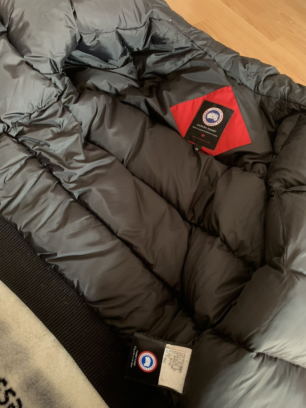 Canada Goose Red Canada Goose Size US M / EU 48-50 / 2 - 9 Thumbnail