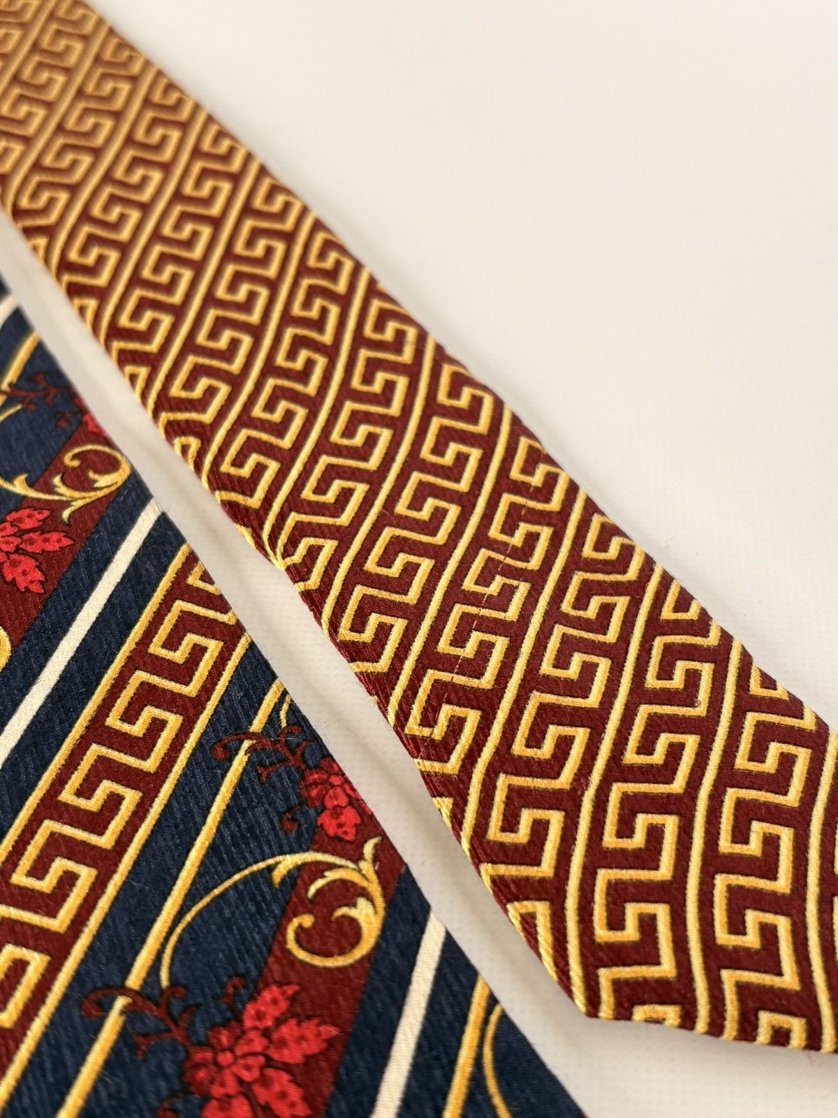 Versus Versace VERSACE MONOGRAMED MEDUSA BLUE NECKTIE SILK TIE ITALY Size ONE SIZE - 4 Thumbnail