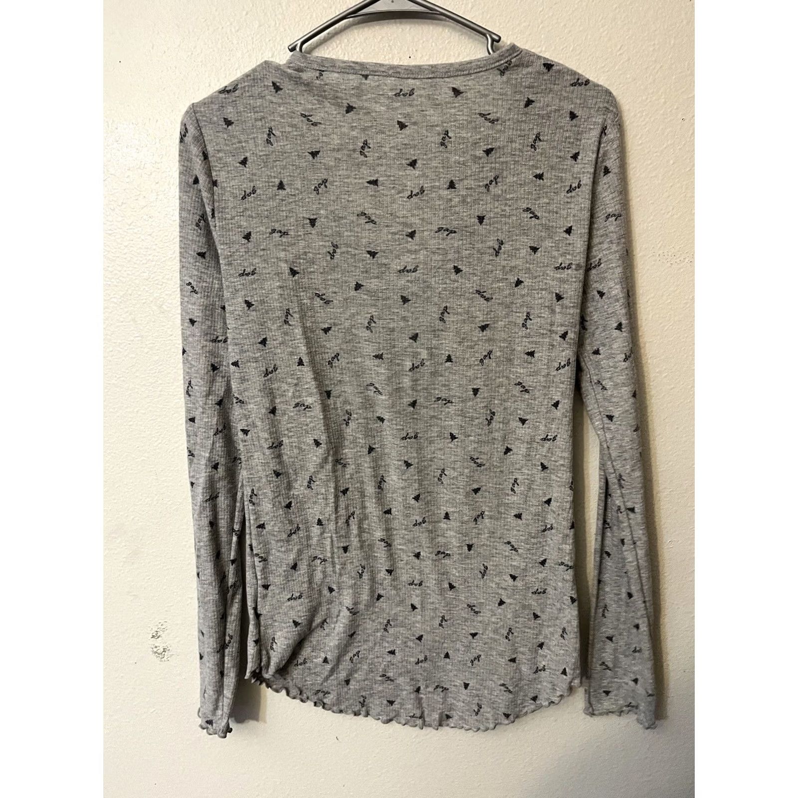 Gap Gap Body Shirt Women’s M Gray Long Sleeve Henley Neck Pullover Trees Size M / US 6-8 / IT 42-44 - 3 Thumbnail
