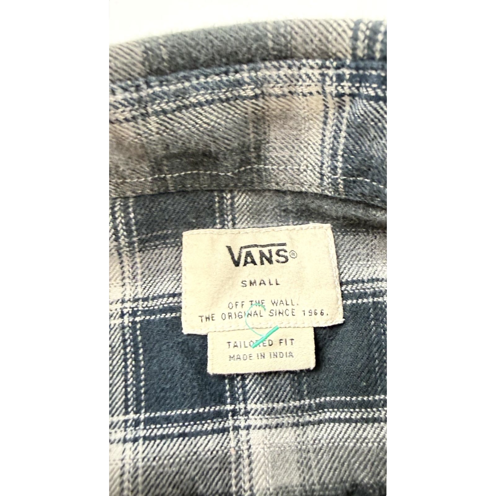 Vans VANS Shirt Mens Small Gray Blue Plaid Tailored Fit Button Front Flannel Shirt Size US S / EU 44-46 / 1 - 3 Thumbnail