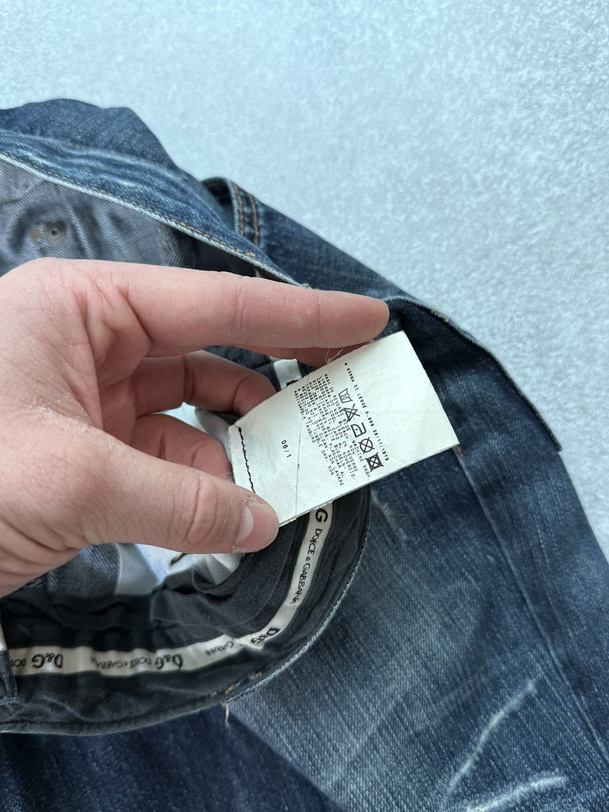 Dolce & Gabbana Dolce & Gabbana D&G Denim Shorts Men’s Metal Logo Blue Y2K Size US 42 / EU 58 - 11 Thumbnail