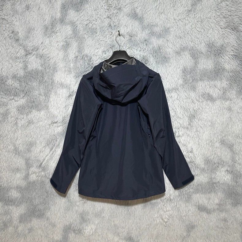 Arc'teryx Arcteryx Beta LT Hooded Jacket Size US S / EU 44-46 / 1 - 2 Thumbnail