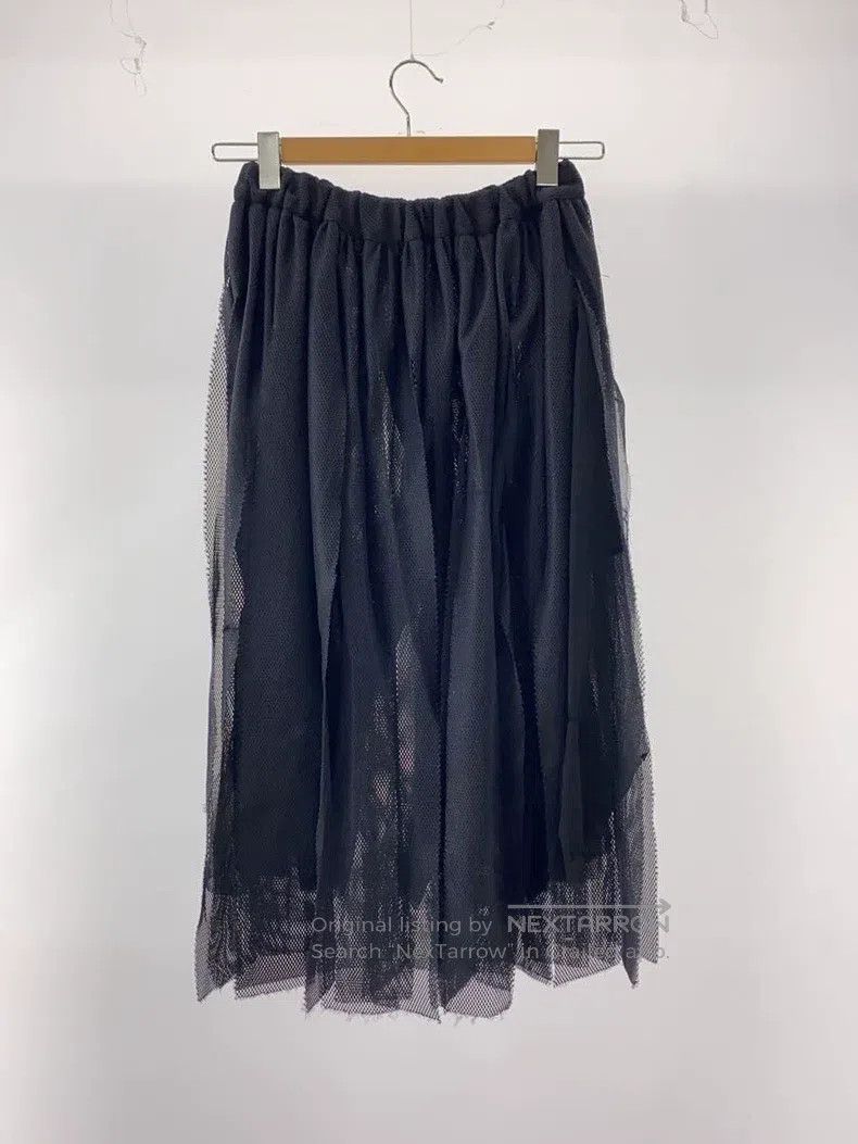 Comme des Garcons Comme des Garcons size XS Black lace mesh skirt Size 23" - 2 Thumbnail