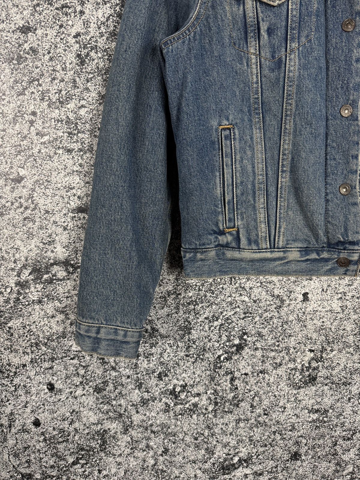 Levi's Women’s Levi’s Sherpa Trucker Denim Jacket Size L Size L / US 10 / IT 46 - 4 Thumbnail