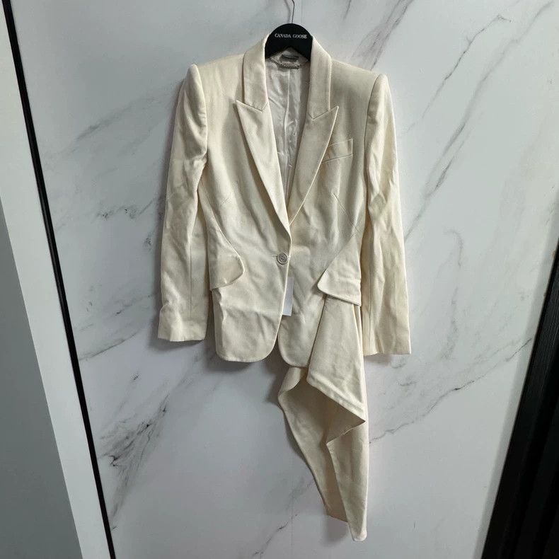 Alexander McQueen Alexander McQUEEN size 38 Suit Nextarrow-2505 Size S / US 4 / IT 40 - 1 Thumbnail