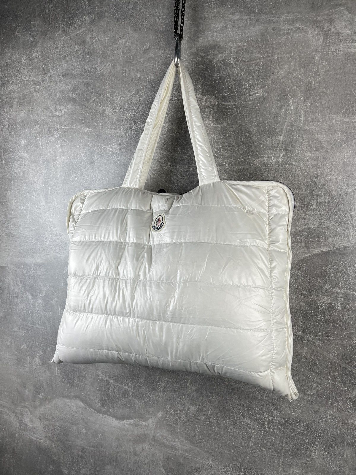 Moncler Moncler France Nylon Puffer Luxury Down White Zip Tote Bag Size ONE SIZE - 3 Thumbnail
