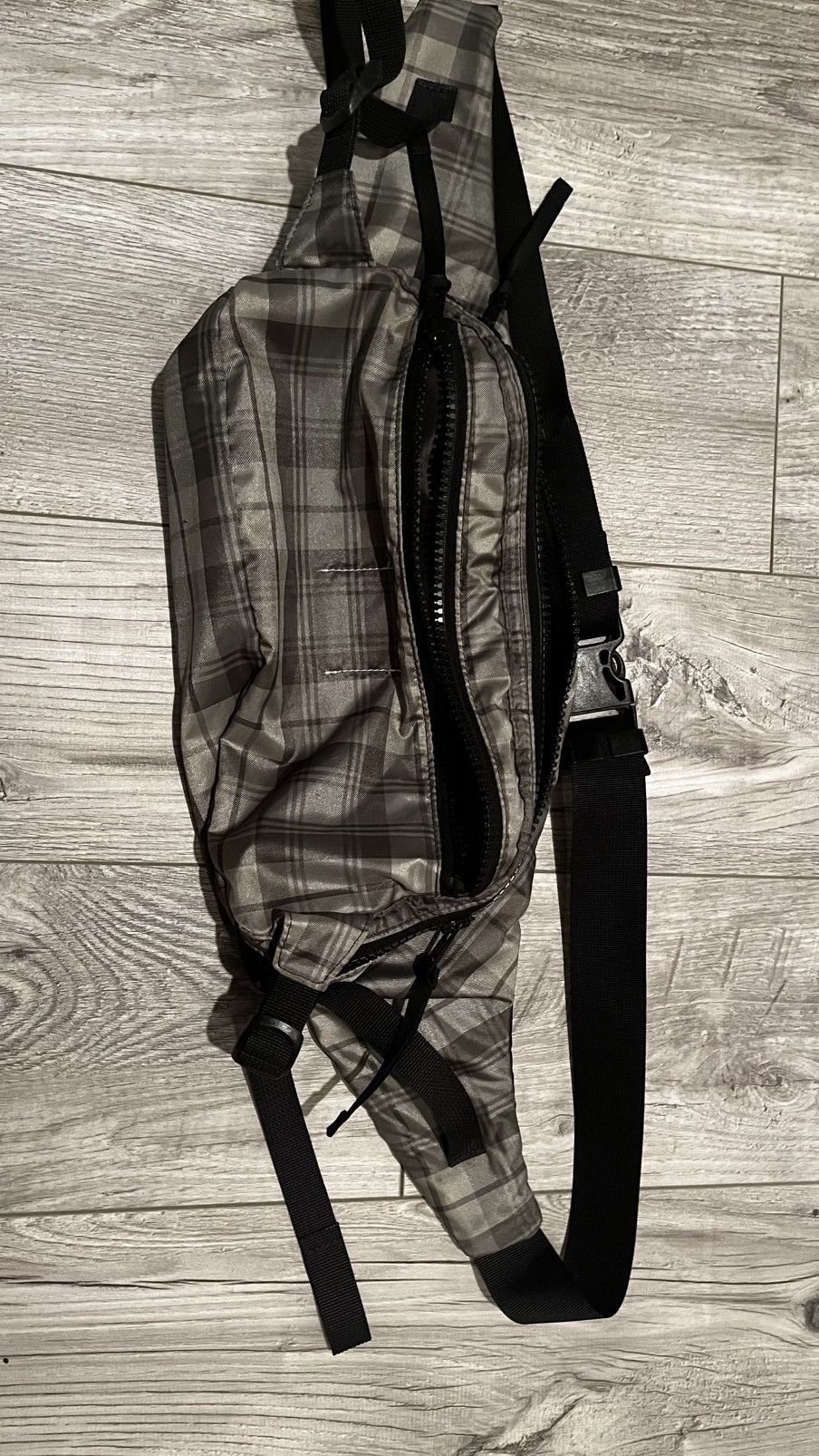 Takahiromiyashita The Soloist. TakahiroMiyashita the soloist Sling Bag Size ONE SIZE - 1 Thumbnail