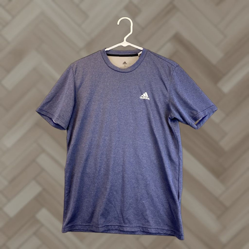 Adidas adidas Shirt Mens S Small dusty blue Short Sleeve Dri Fit T Shirt 92-22 Regular Breathable Logo Crew Neck Vintage No Size US S / EU 44-46 / 1 - 1 Thumbnail