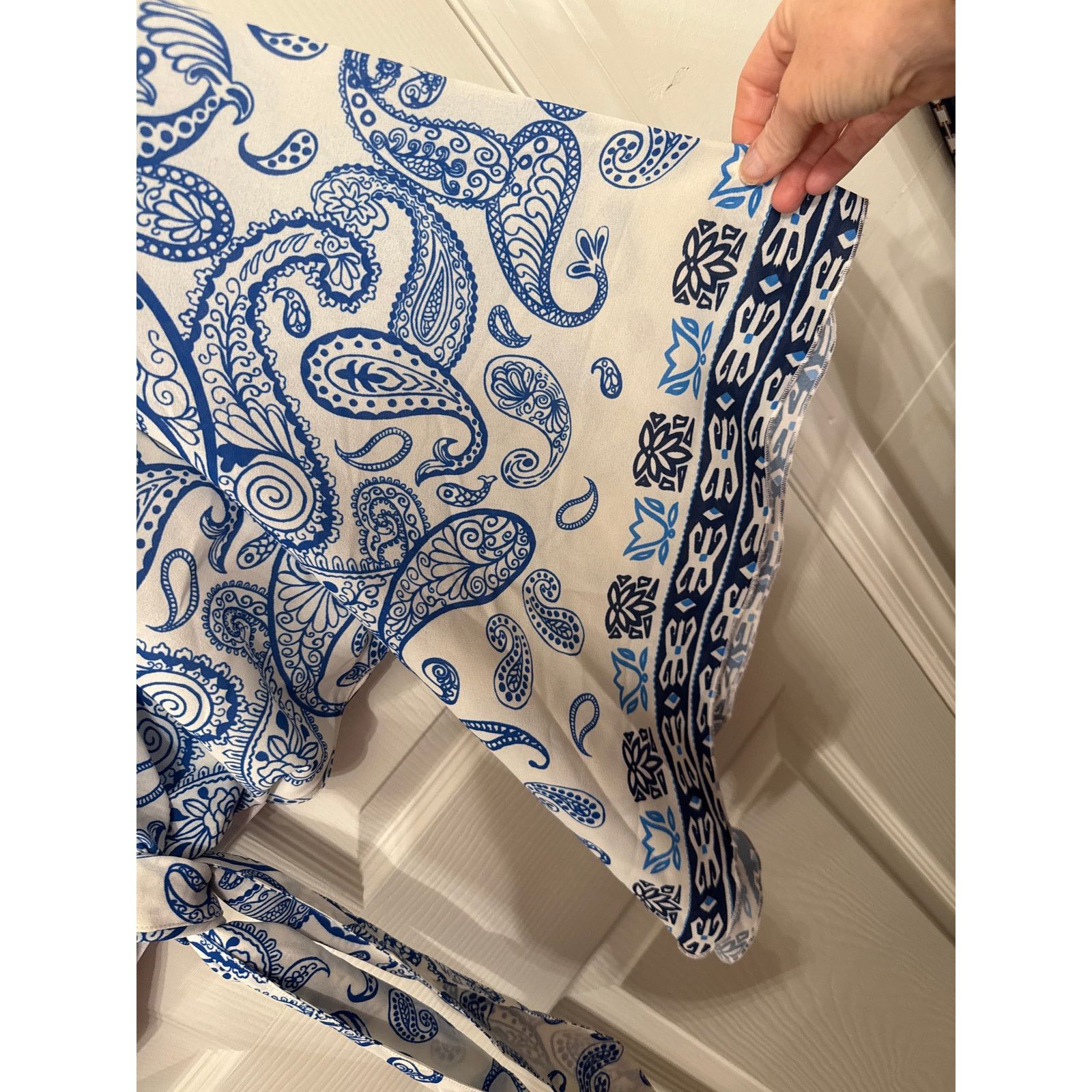 Anthropologie Winston White Paisley Boho Bell Sleeve Tie Front Blouse , S Size S / US 4 / IT 40 - 5 Thumbnail