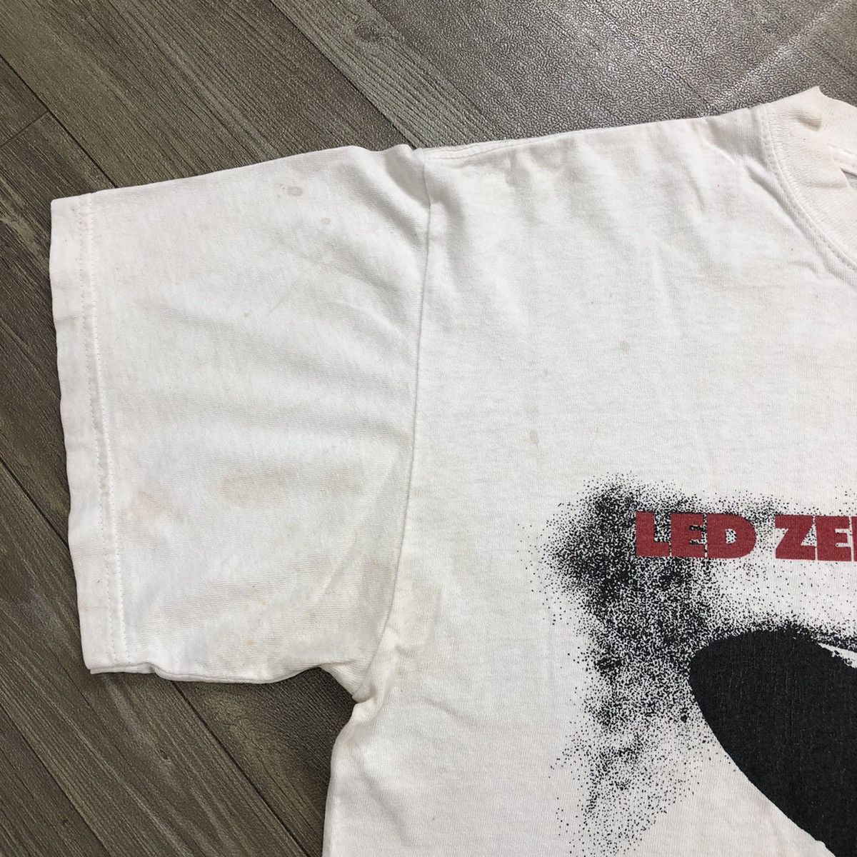 Band Tees 1980s Vintage Led Zeppelin Concert Tour Punk Rock Band Tee Size US M / EU 48-50 / 2 - 7 Thumbnail