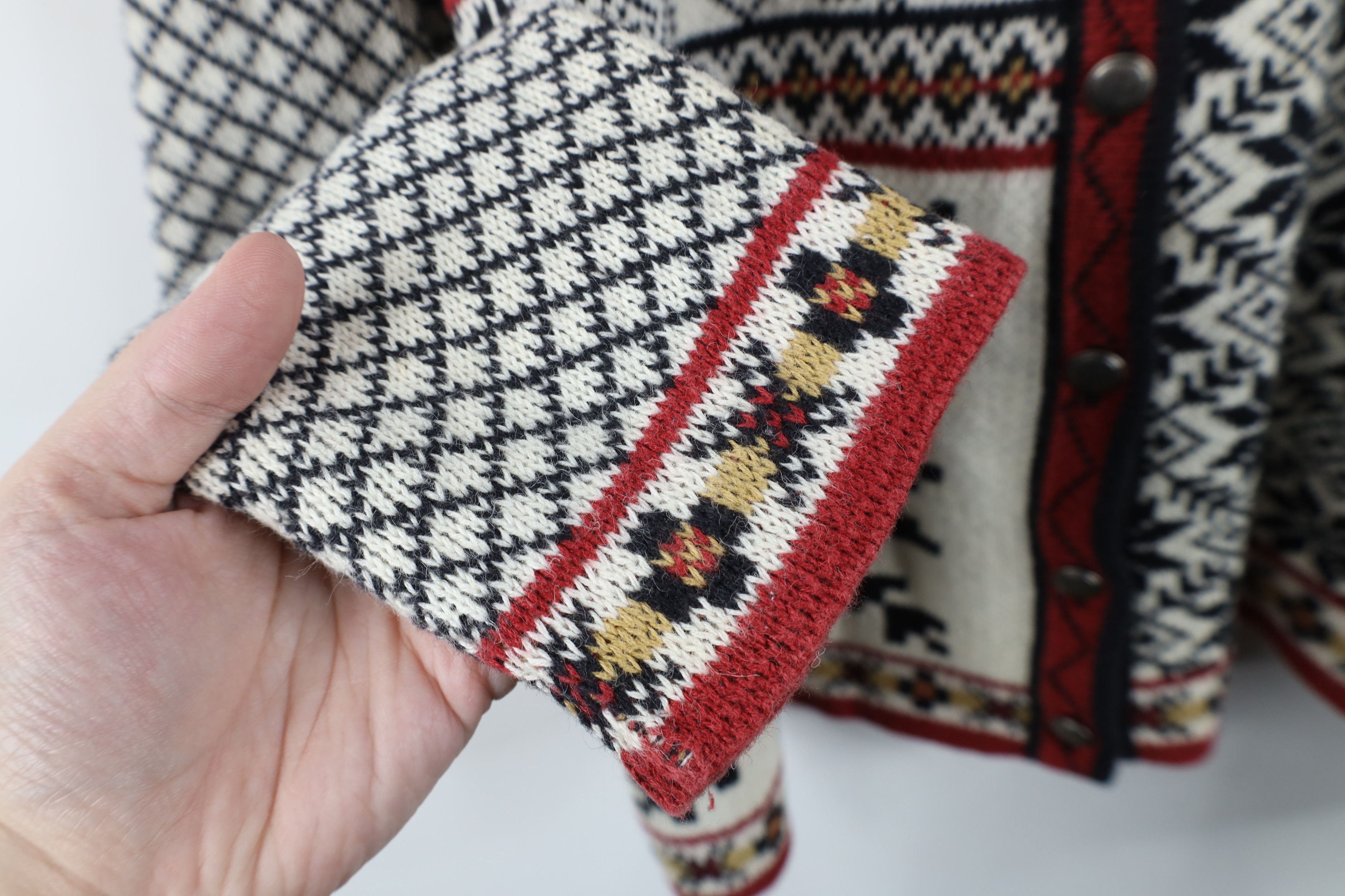 Woolrich Woolen Mills Vintage 90s Woolrich Fair Isle Knit Button Cardigan Sweater Size L / US 10 / IT 46 - 6 Thumbnail