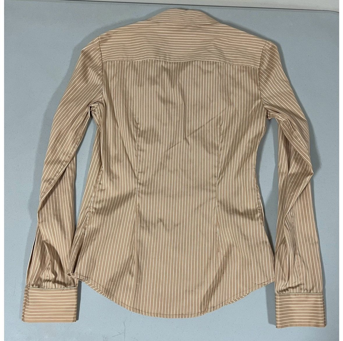 Theory Theory Tan Long Sleeve Button-Down Shirt Top Blouse Size P🤍✨ Size S / US 4 / IT 40 - 5 Thumbnail