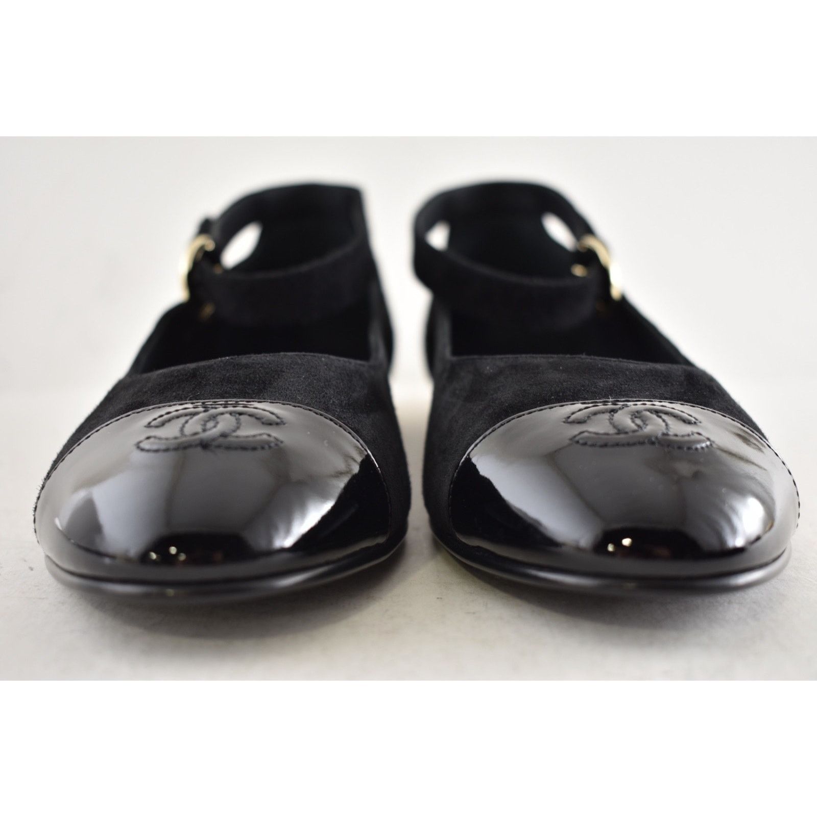 Chanel Chanel Black Suede Patent CC Mary Jane Flat 40 Size US 9 / IT 39 - 11 Thumbnail
