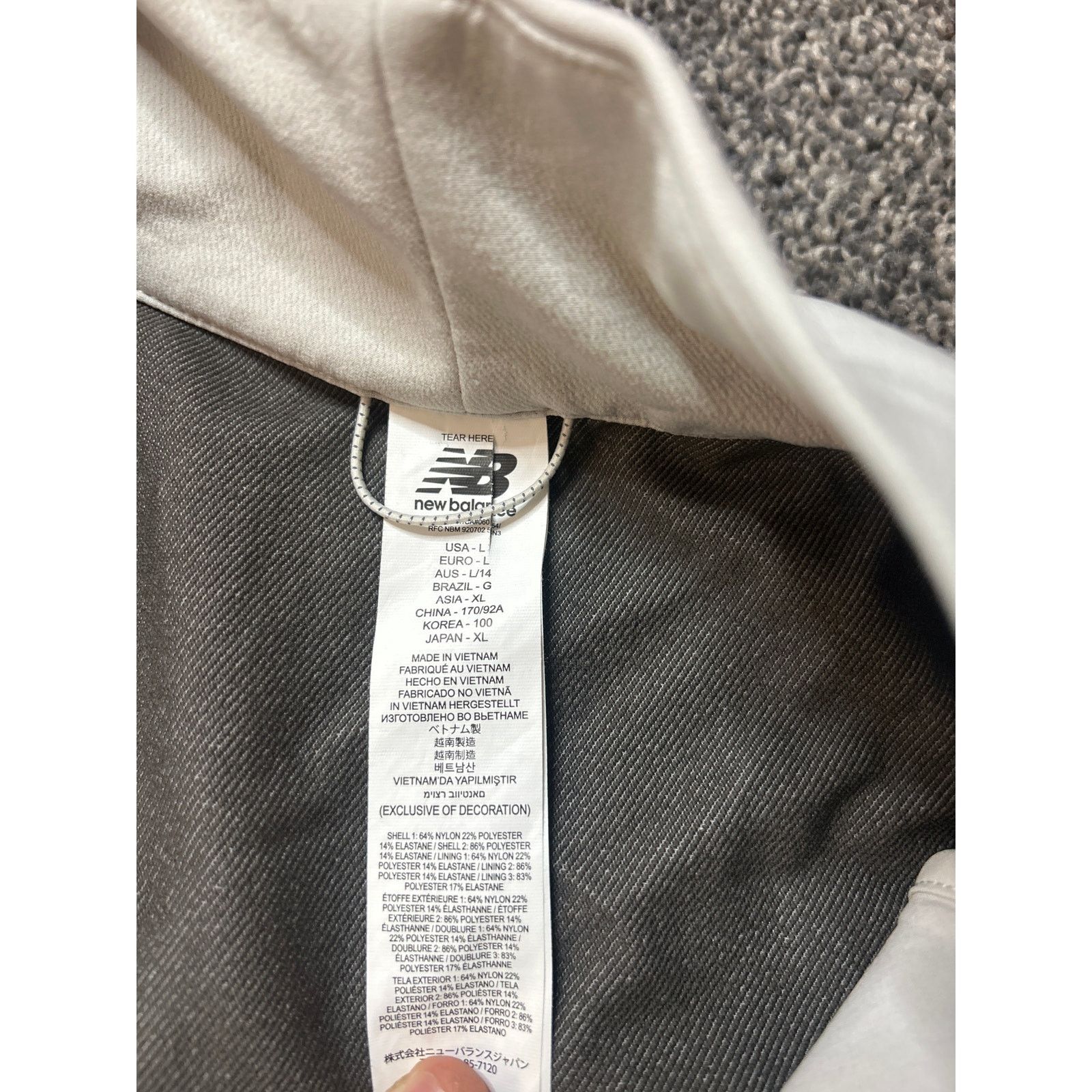 New Balance New balance Q speed run crew jacket size large women’s Size L / US 10 / IT 46 - 4 Thumbnail