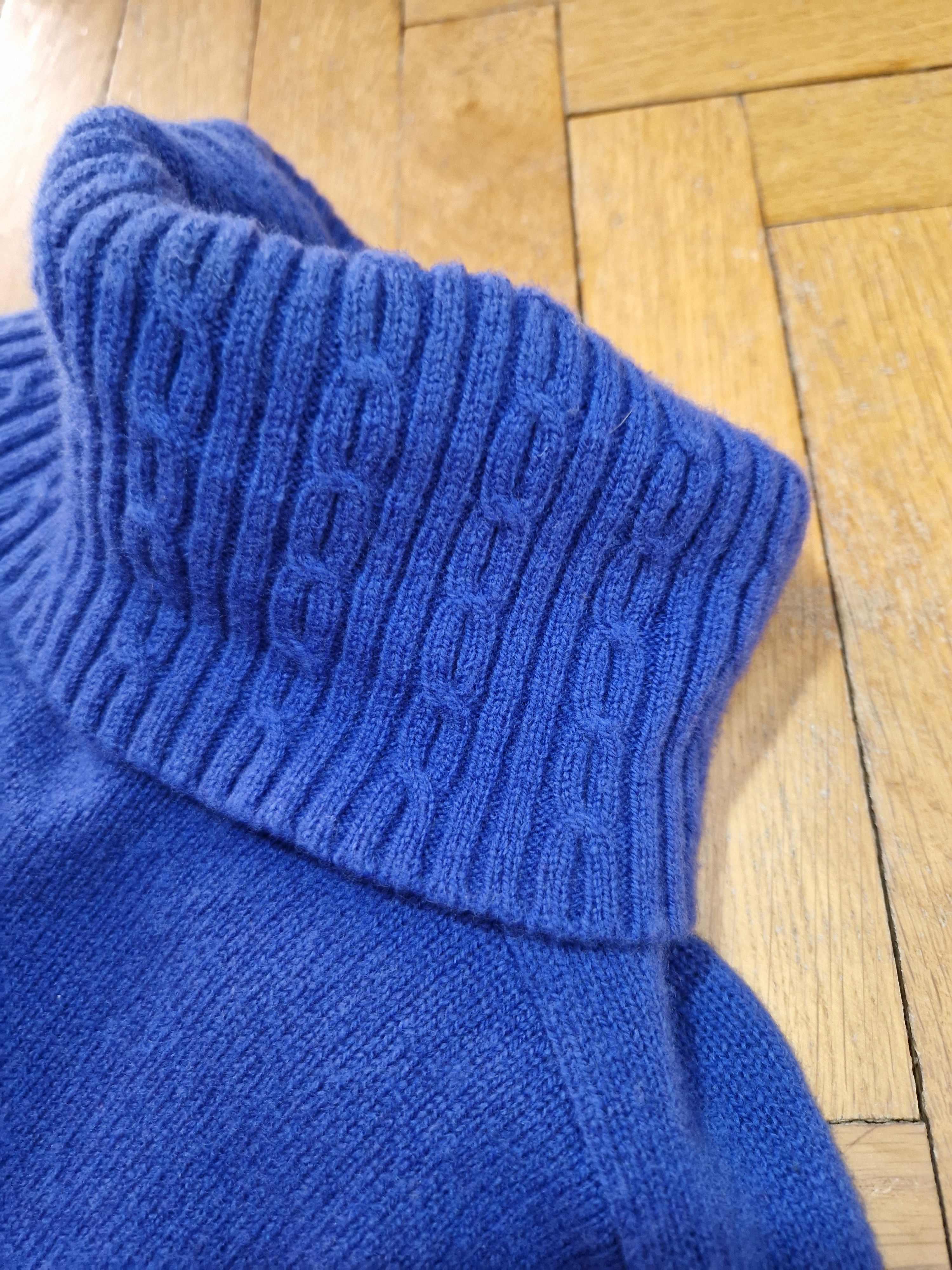 Balenciaga Balenciaga wool long turtleneck sweater Size XS / US 0-2 / IT 36-38 - 3 Thumbnail