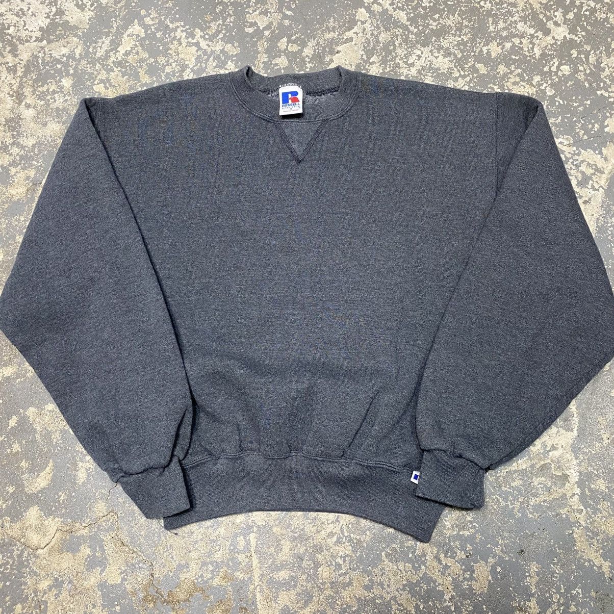 Russell Athletic × Vintage Vintage Russell Athletic Grey Blank Boxy Crewneck Hoodie Size US M / EU 48-50 / 2 - 1 Thumbnail