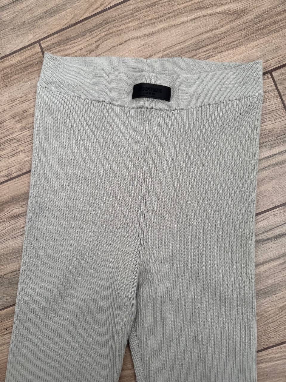 Fear of God Essentials Fear of God Beige Rib Leggings Rib knit FW25 Size 34" / US 12 / IT 48 - 7 Thumbnail