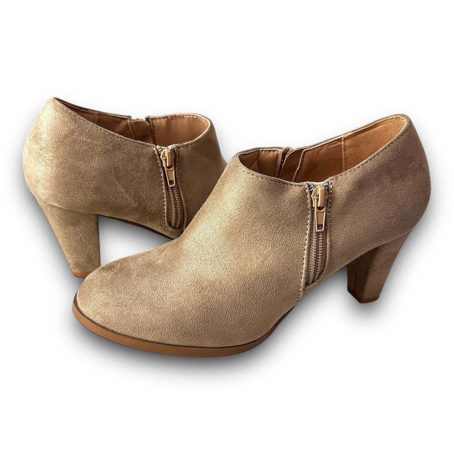 Other Chic Journee Womens Faux Suede Tan High Heel Ankle Booties S Size US 8 / IT 38 - 1 Thumbnail