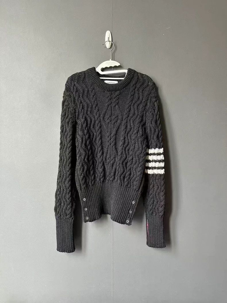 Thom Browne Thom Browne size2 woollen sweater Size US M / EU 48-50 / 2 - 1 Thumbnail