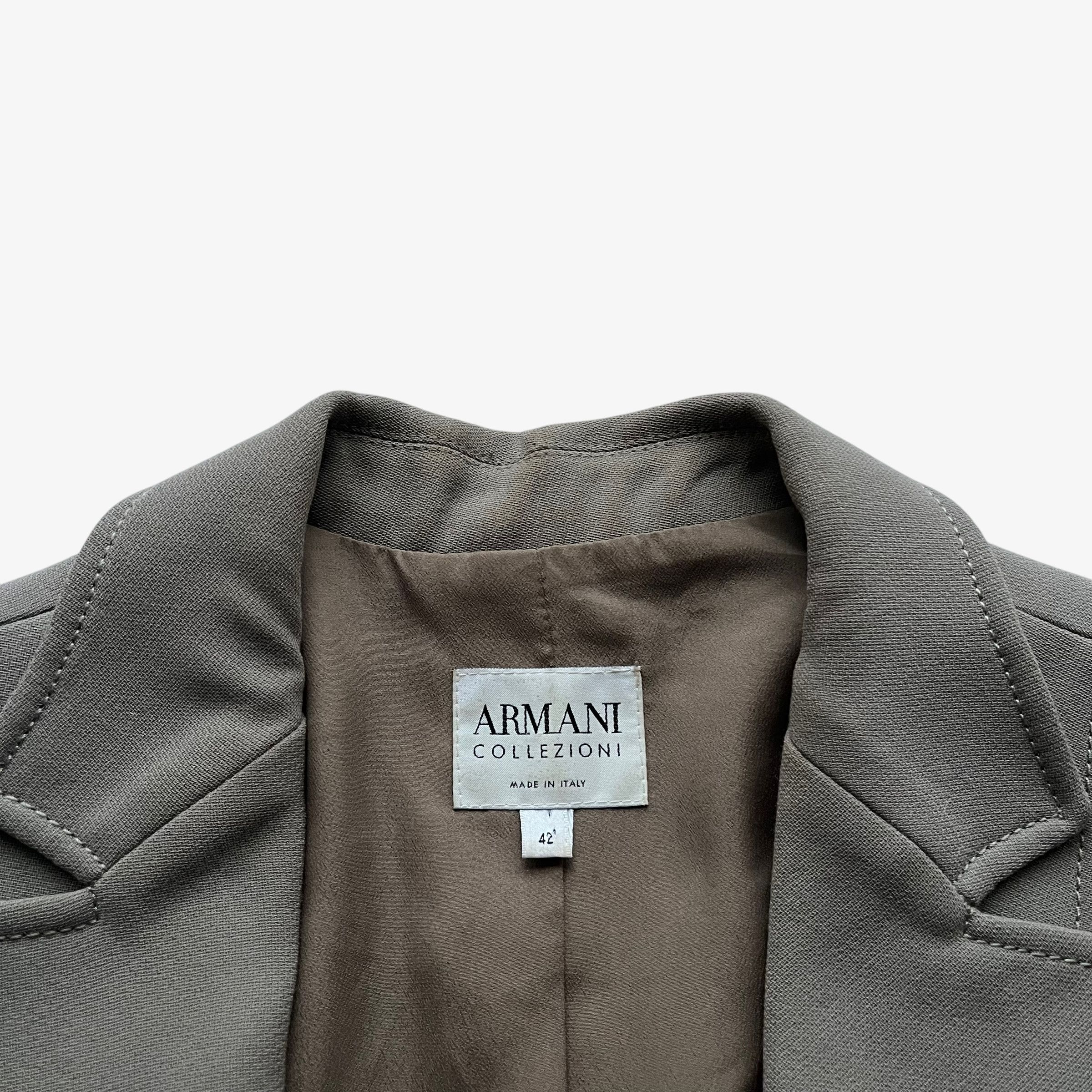 Armani Vintage Y2K Women's Armani Collezioni Grey Blazer Size S / US 4 / IT 40 - 3 Thumbnail