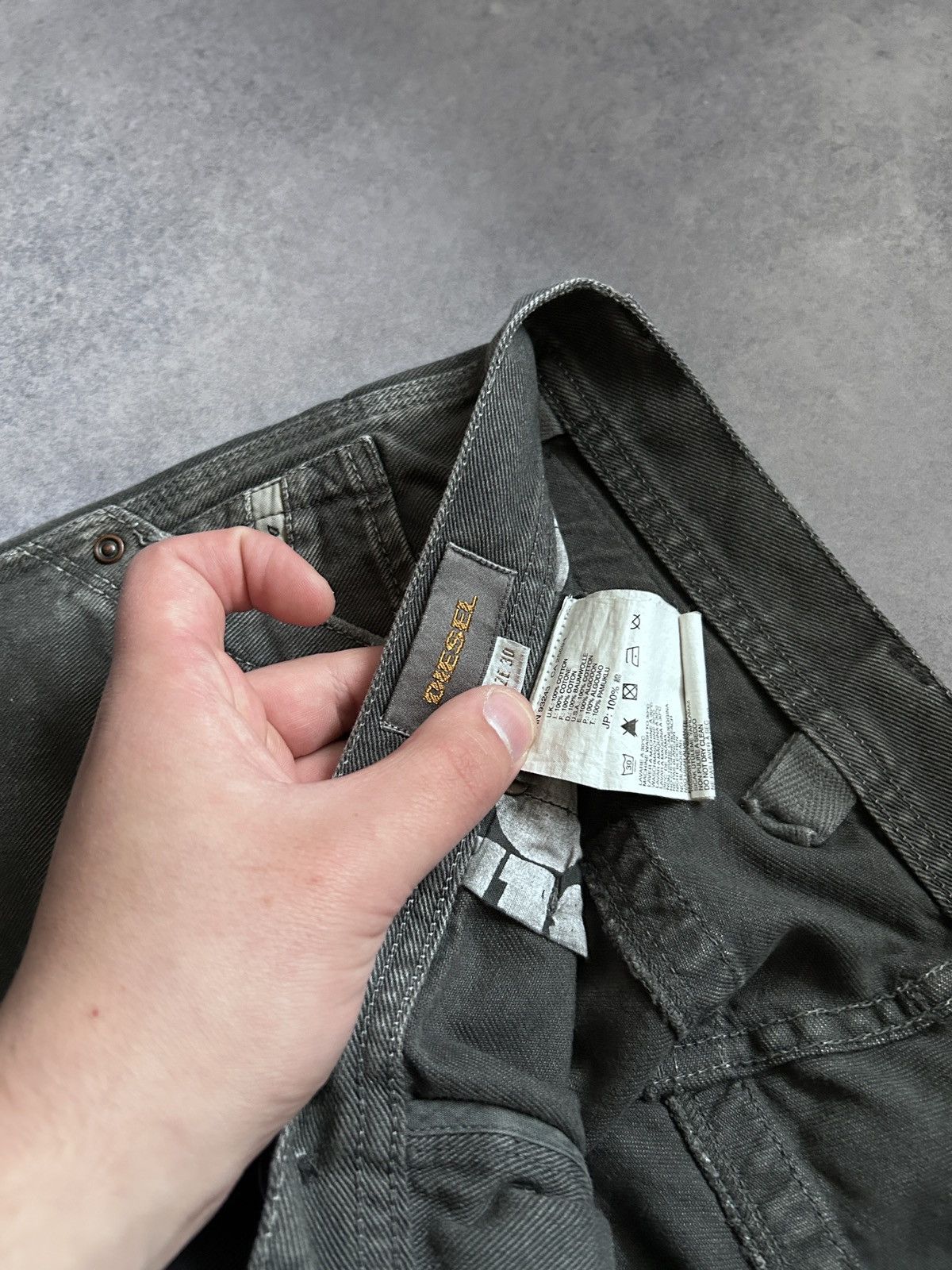 Diesel Black Gold Diesel Black & Gold washed grey denim jeans Size US 30 / EU 46 - 6 Thumbnail