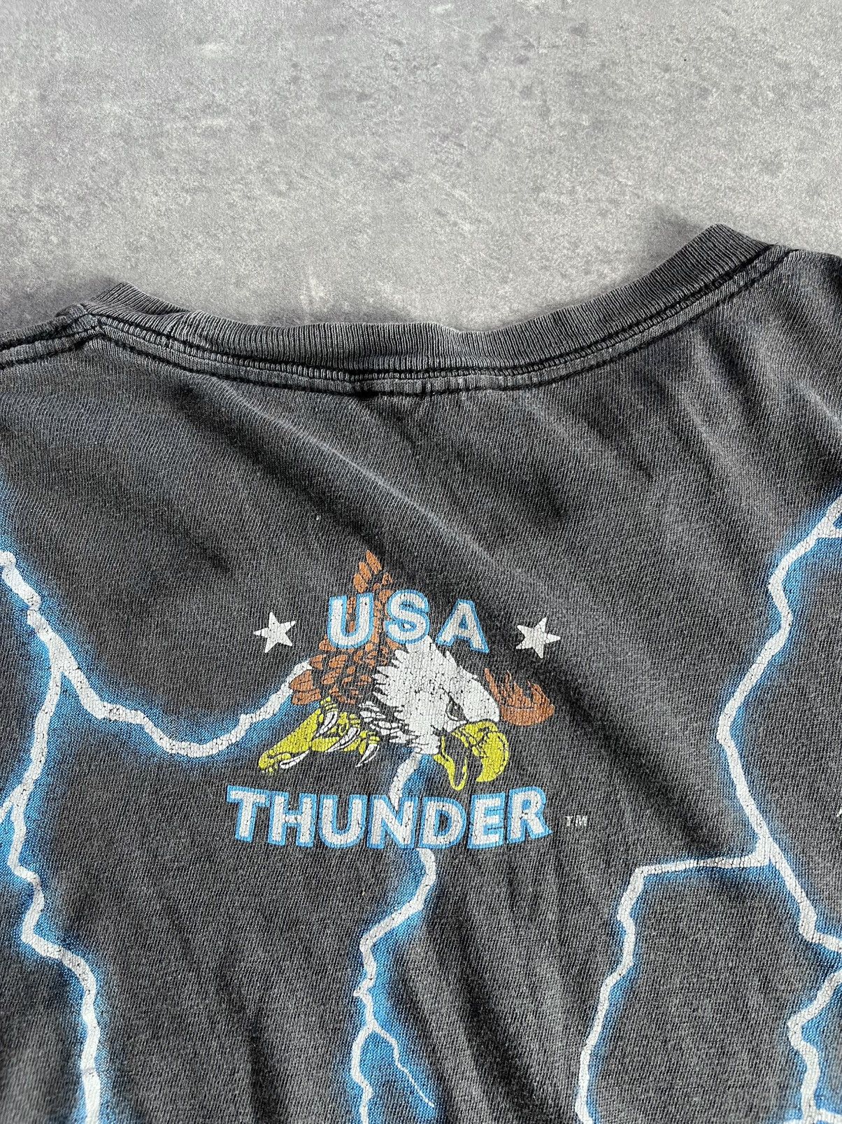 Vintage USA American Thunder Vintage AOP Wolves Pack Tee M L Size US L / EU 52-54 / 3 - 11 Thumbnail