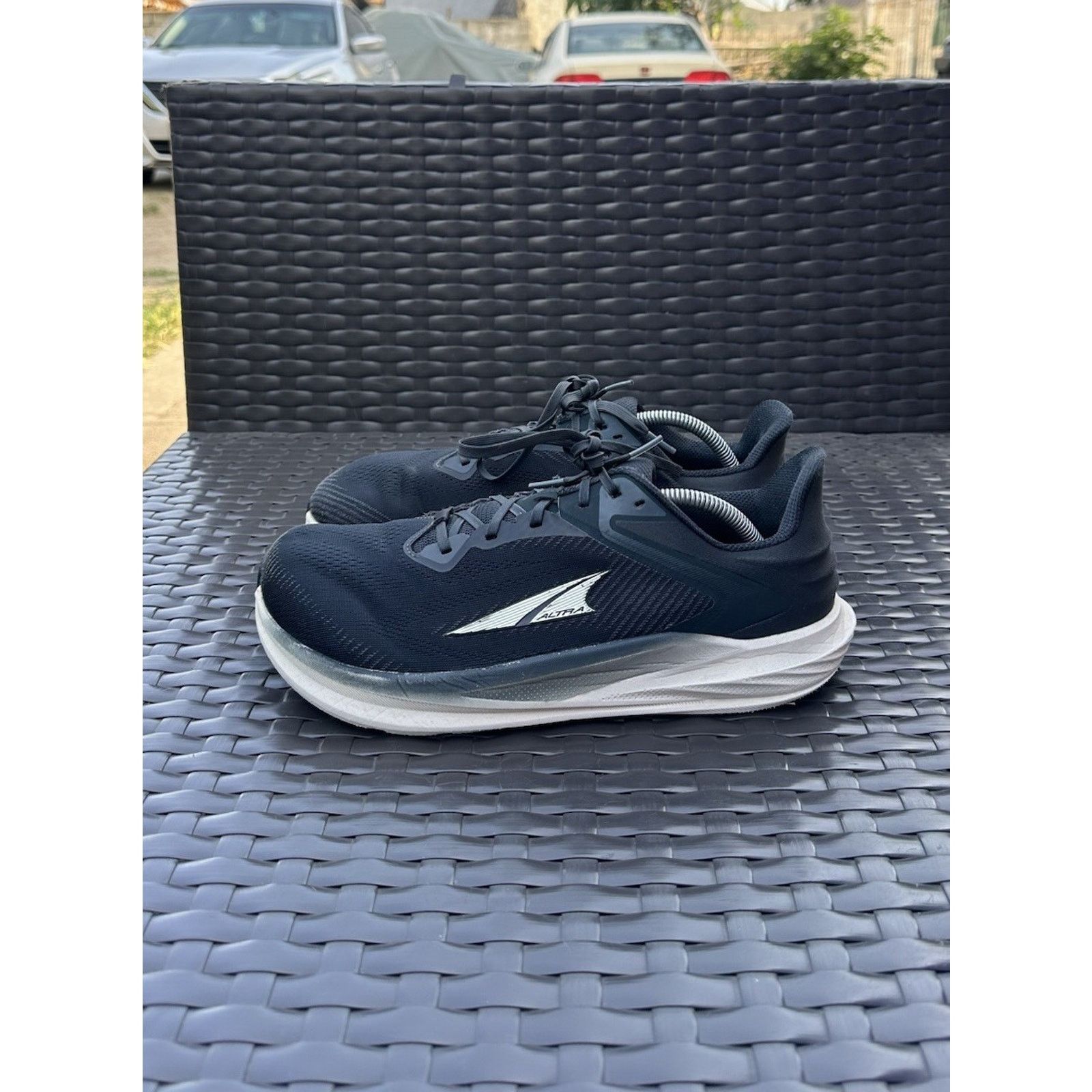 Altra Altra Torin 8 Mens Sz 10.5 Wide Black White Shoe AL0A85QJ010 Size US 10.5 / EU 43-44 - 2 Thumbnail